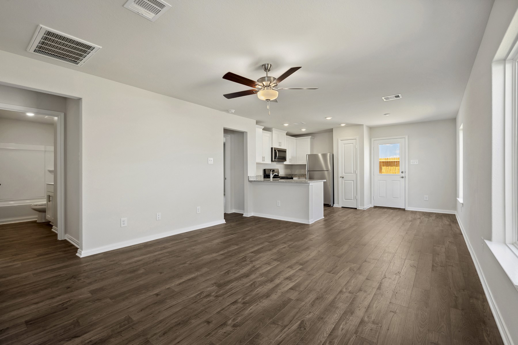 10402 Red Cardinal Drive Property Photo 5