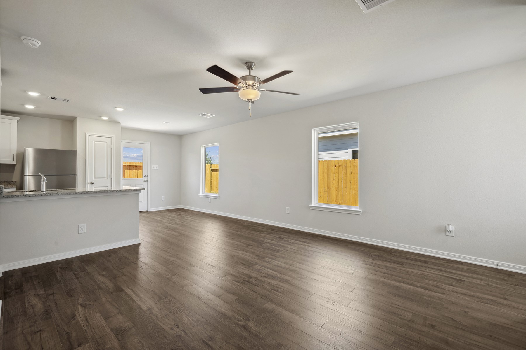 10402 Red Cardinal Drive Property Photo 6