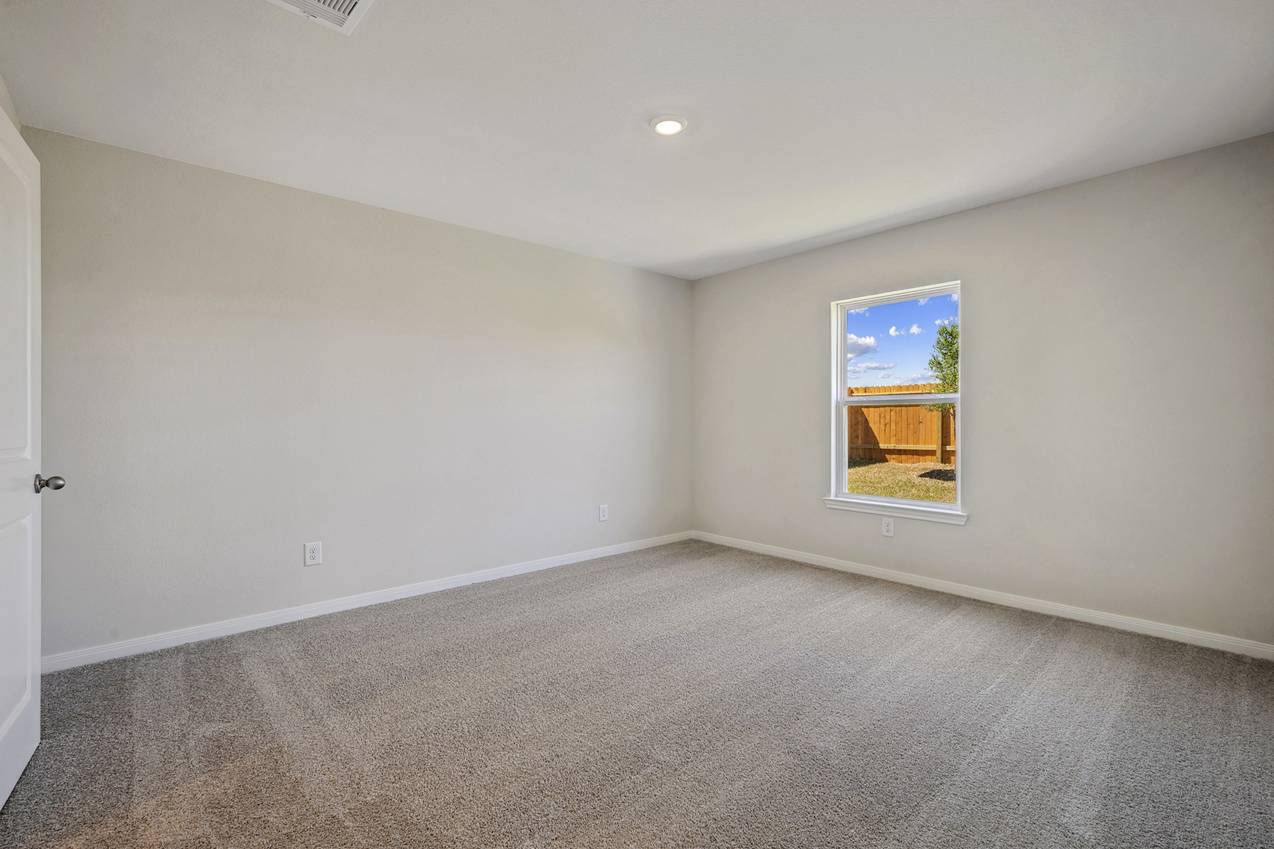 10402 Red Cardinal Drive Property Photo 12
