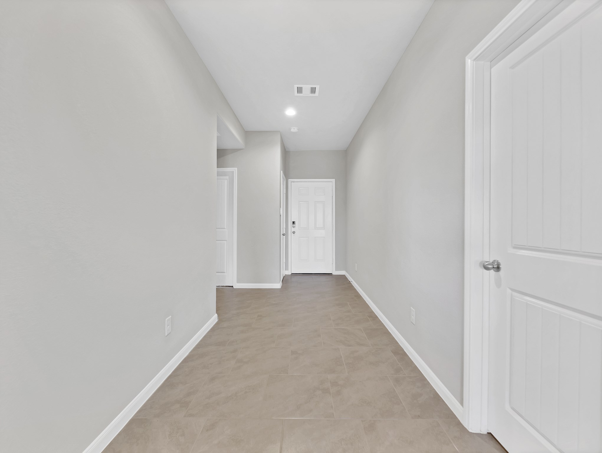 29714 Breakwater Drive Property Photo 4