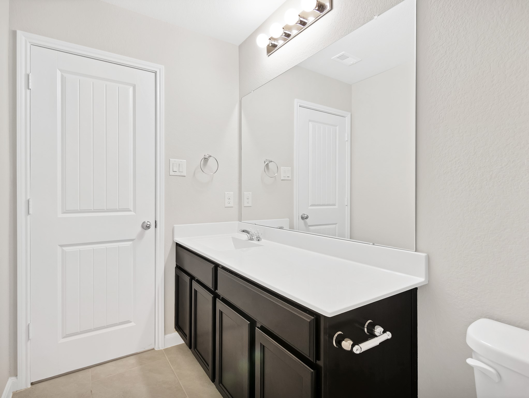 29714 Breakwater Drive Property Photo 8