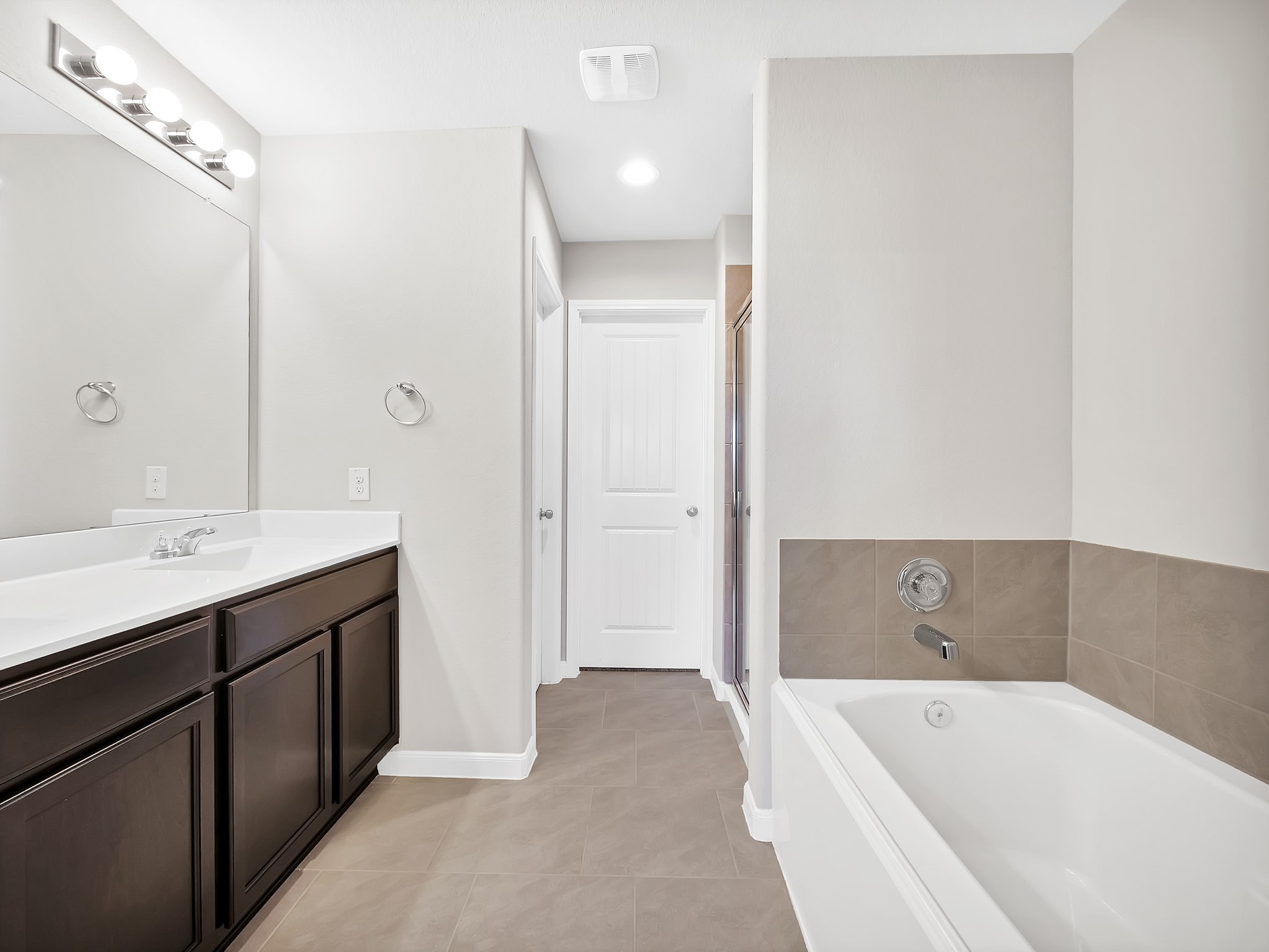 29714 Breakwater Drive Property Photo 20
