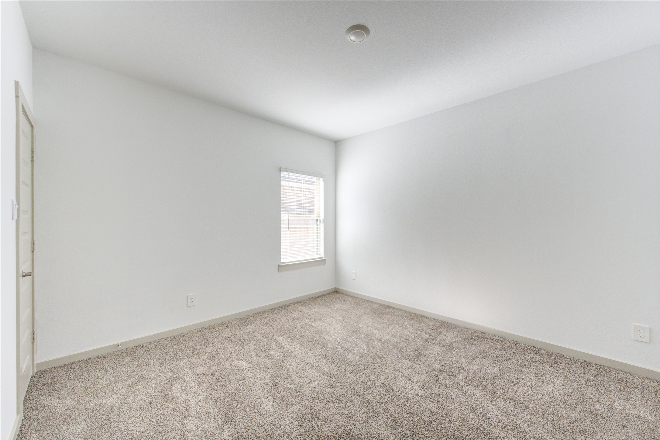 727 Kingwood Drive Property Photo 37