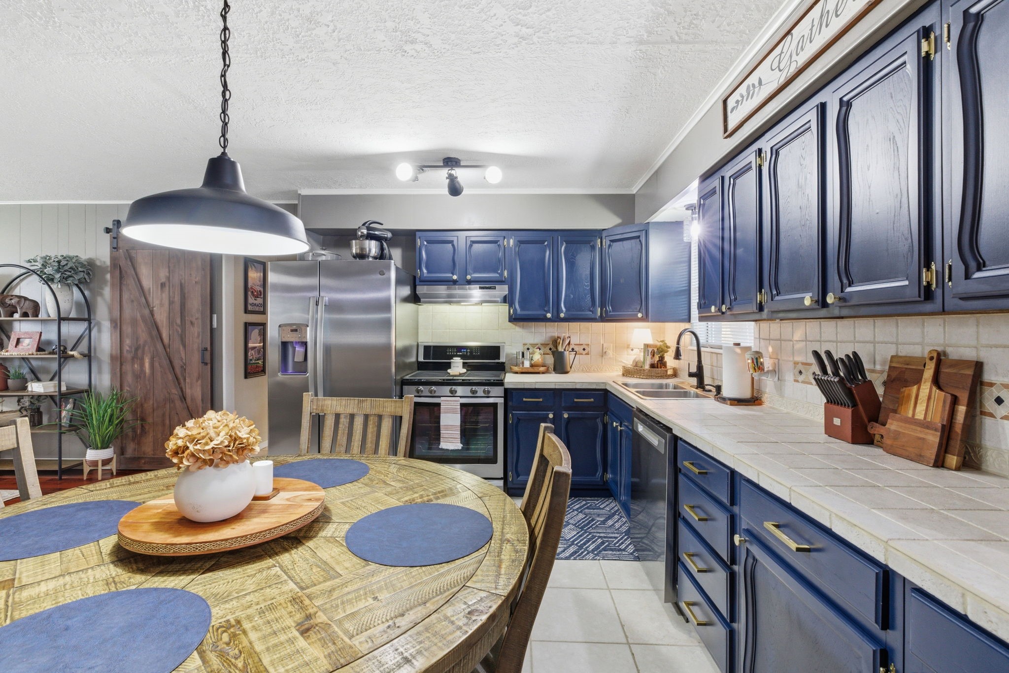 3902 Stillmeadow Drive Property Photo 13