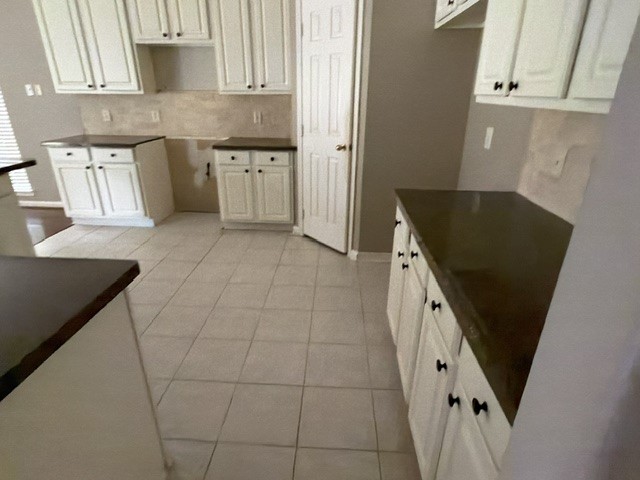 1702 Whispering Forest Drive Property Photo 7
