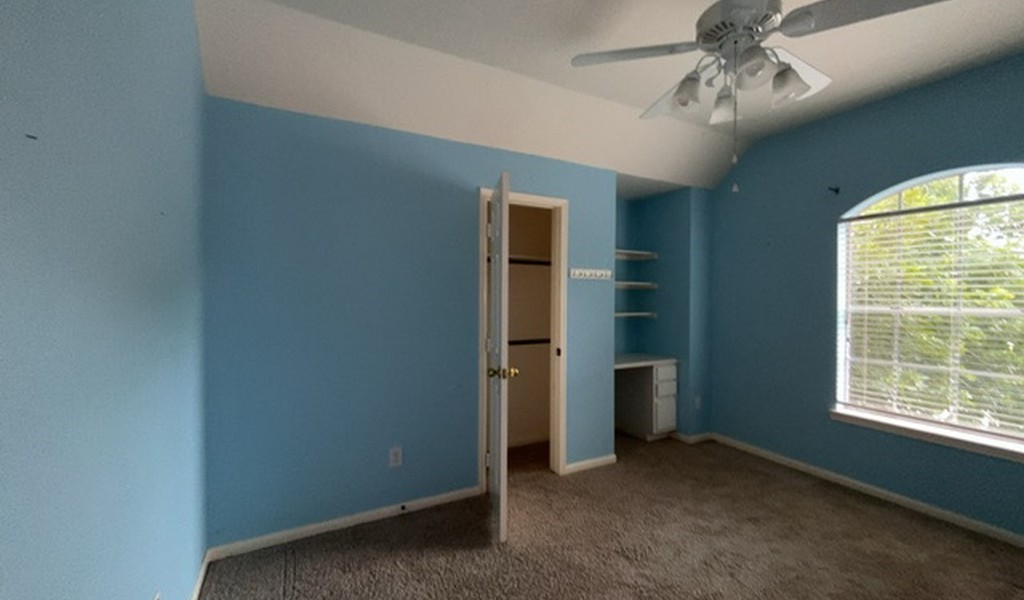 1702 Whispering Forest Drive Property Photo 20