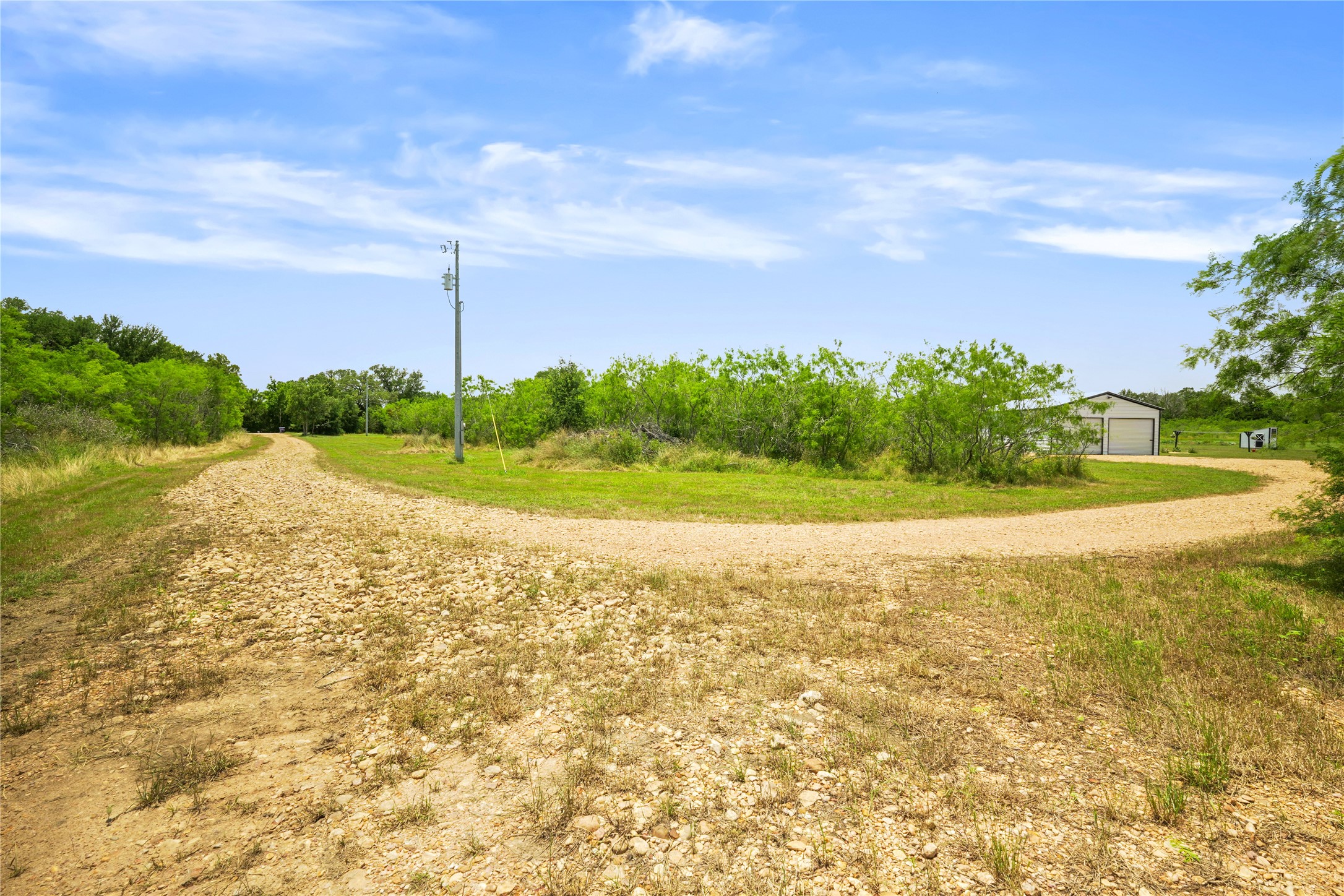 6289 Maynard Hallmark Road Property Photo 3