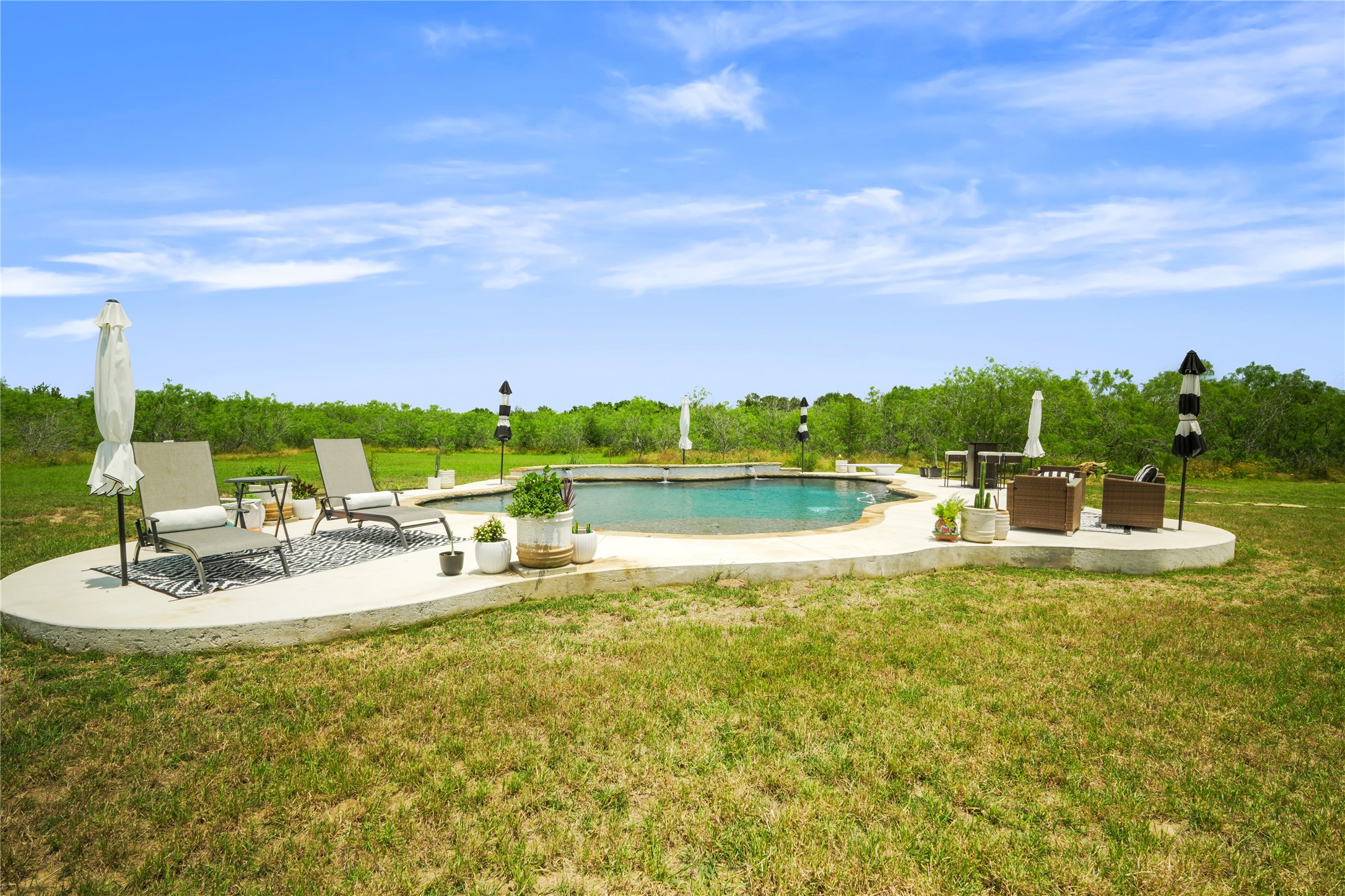 6289 Maynard Hallmark Road Property Photo 8