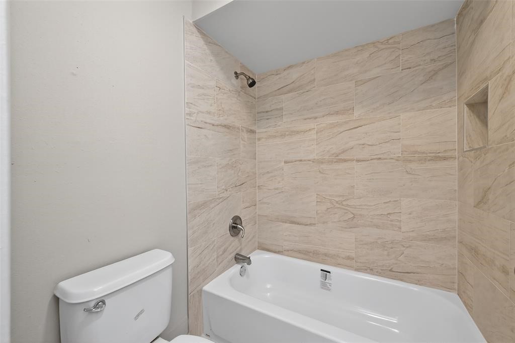 12307 W Village Drive A Property Photo 8