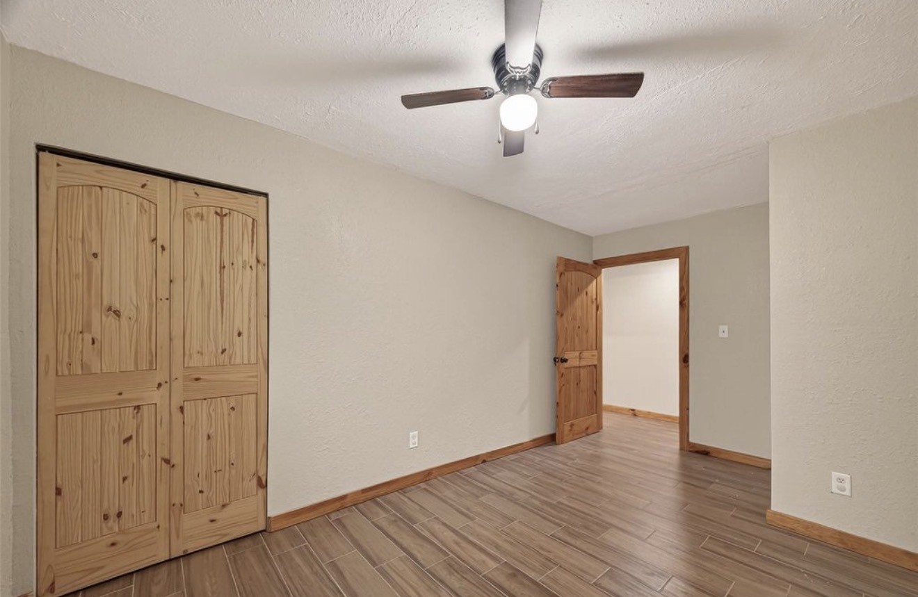 588 County Road 2307 Property Photo 9