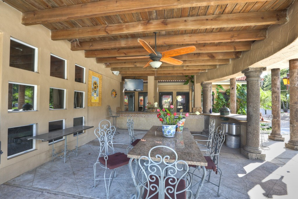 614 Pine Gully Road Loft Property Photo 18