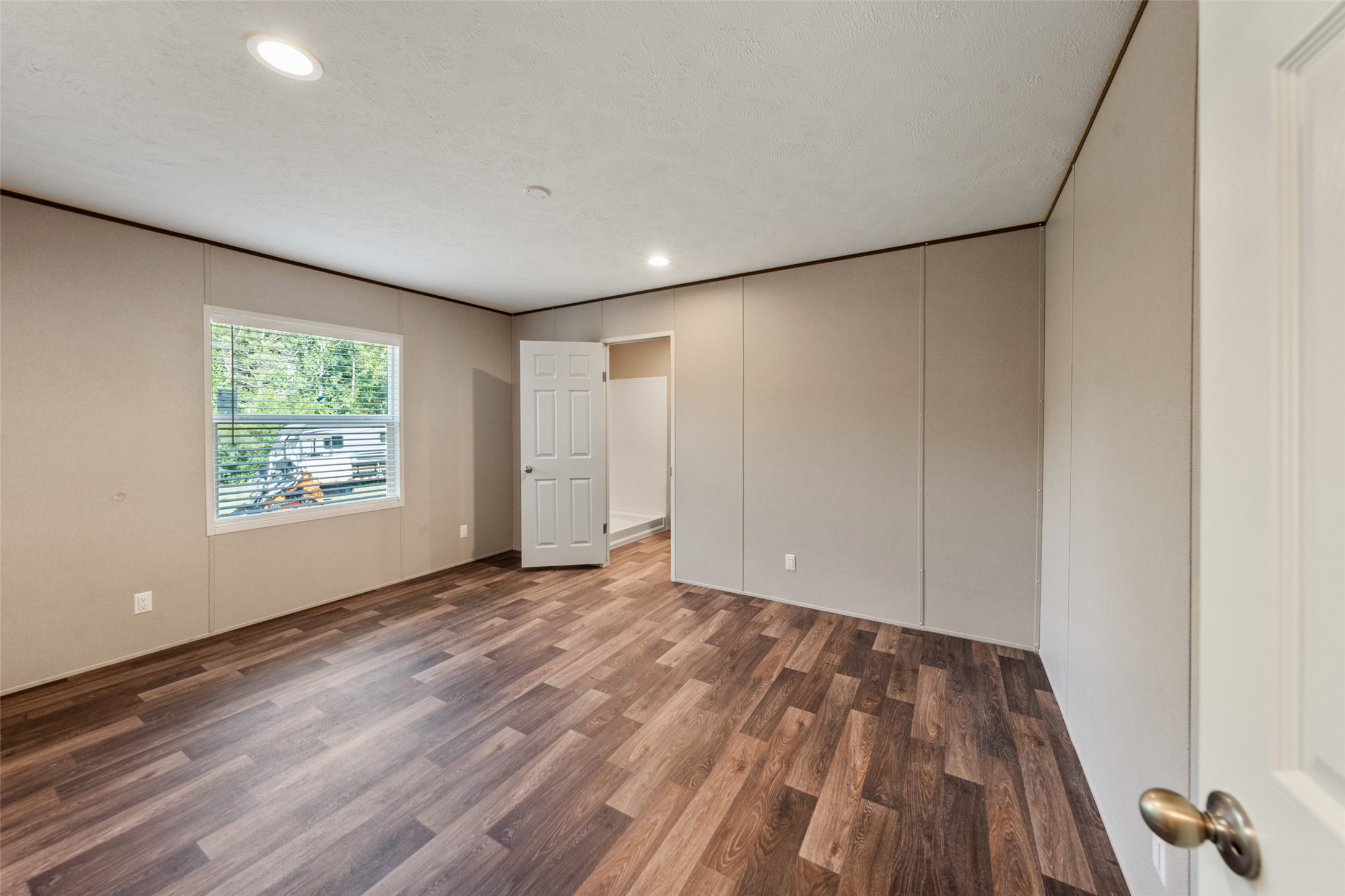 283 W Lone Oak Property Photo 10