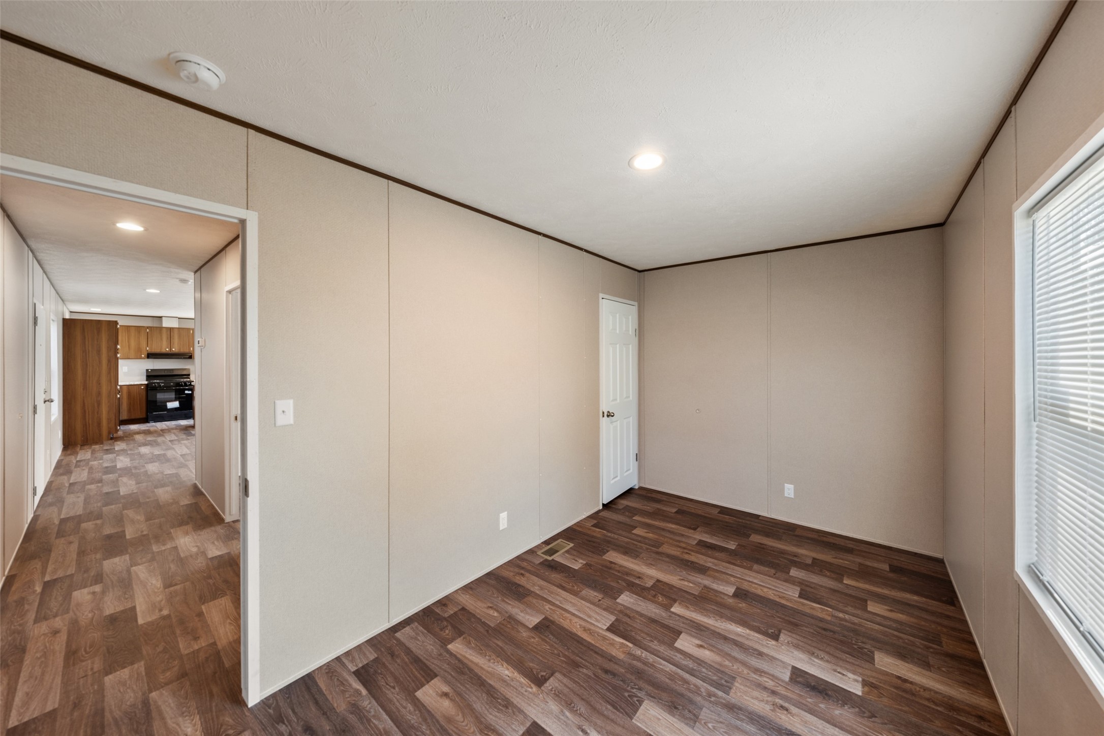 283 W Lone Oak Property Photo 16