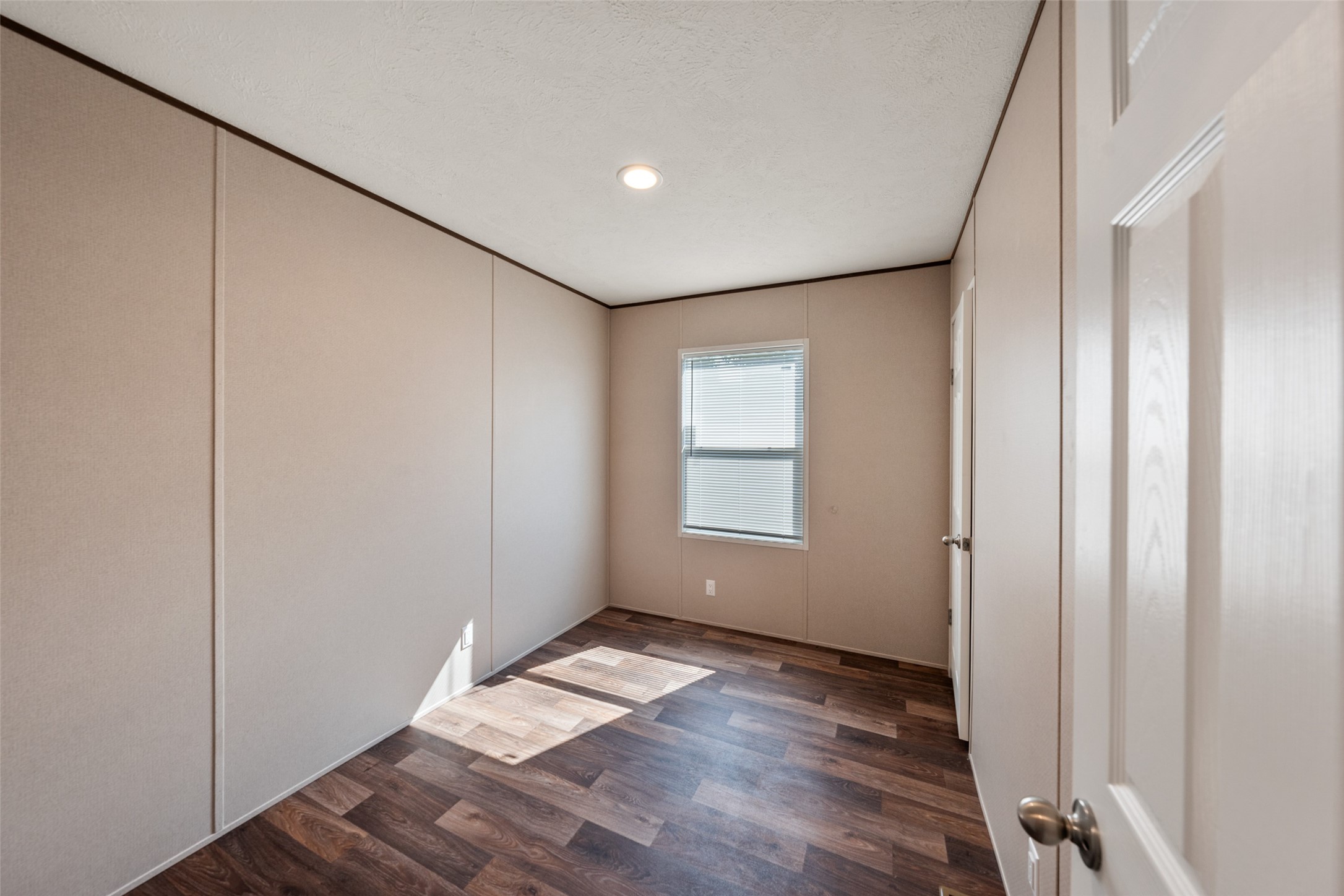 283 W Lone Oak Property Photo 18