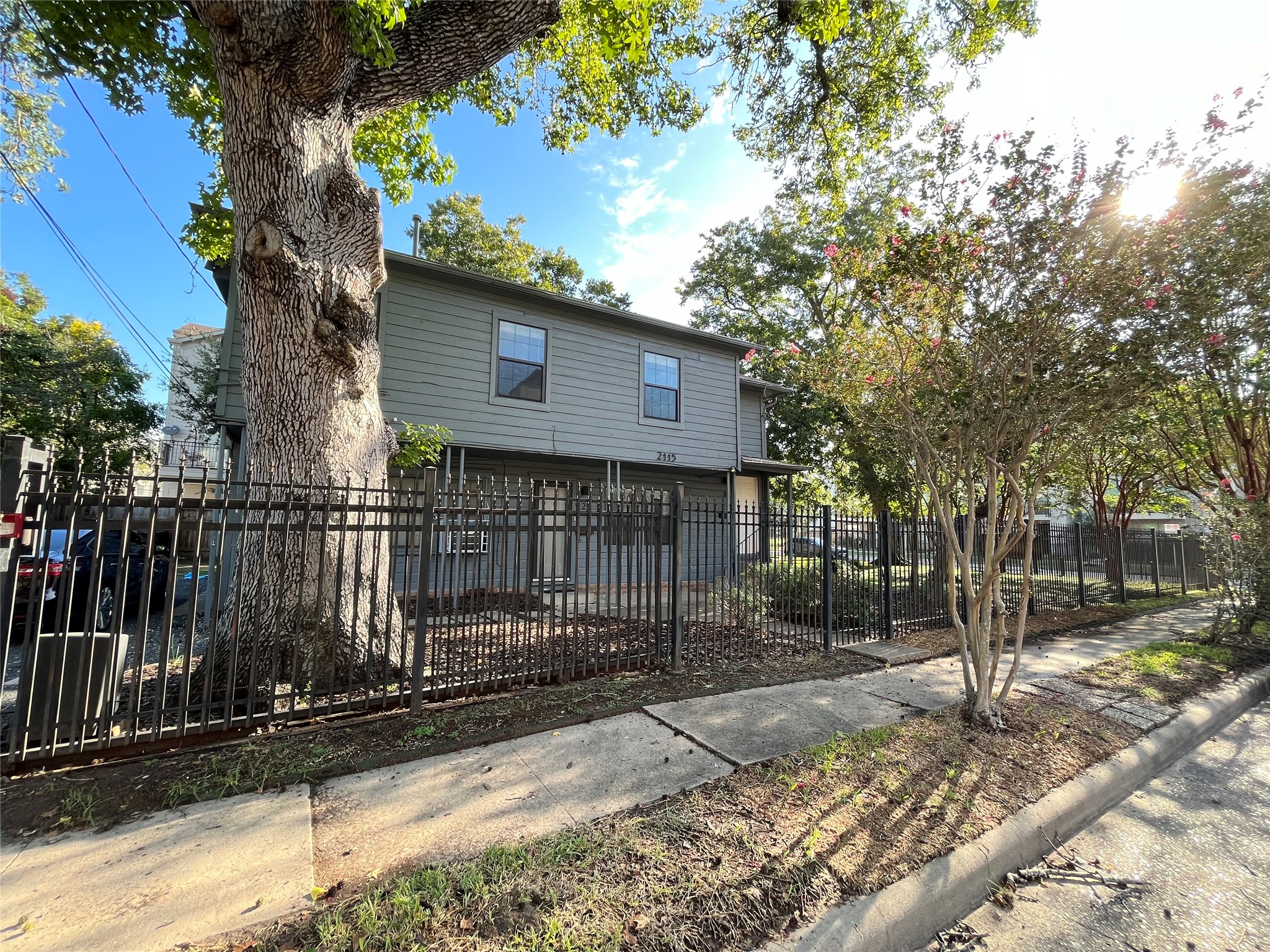 2115 Holman Street Property Photo 1