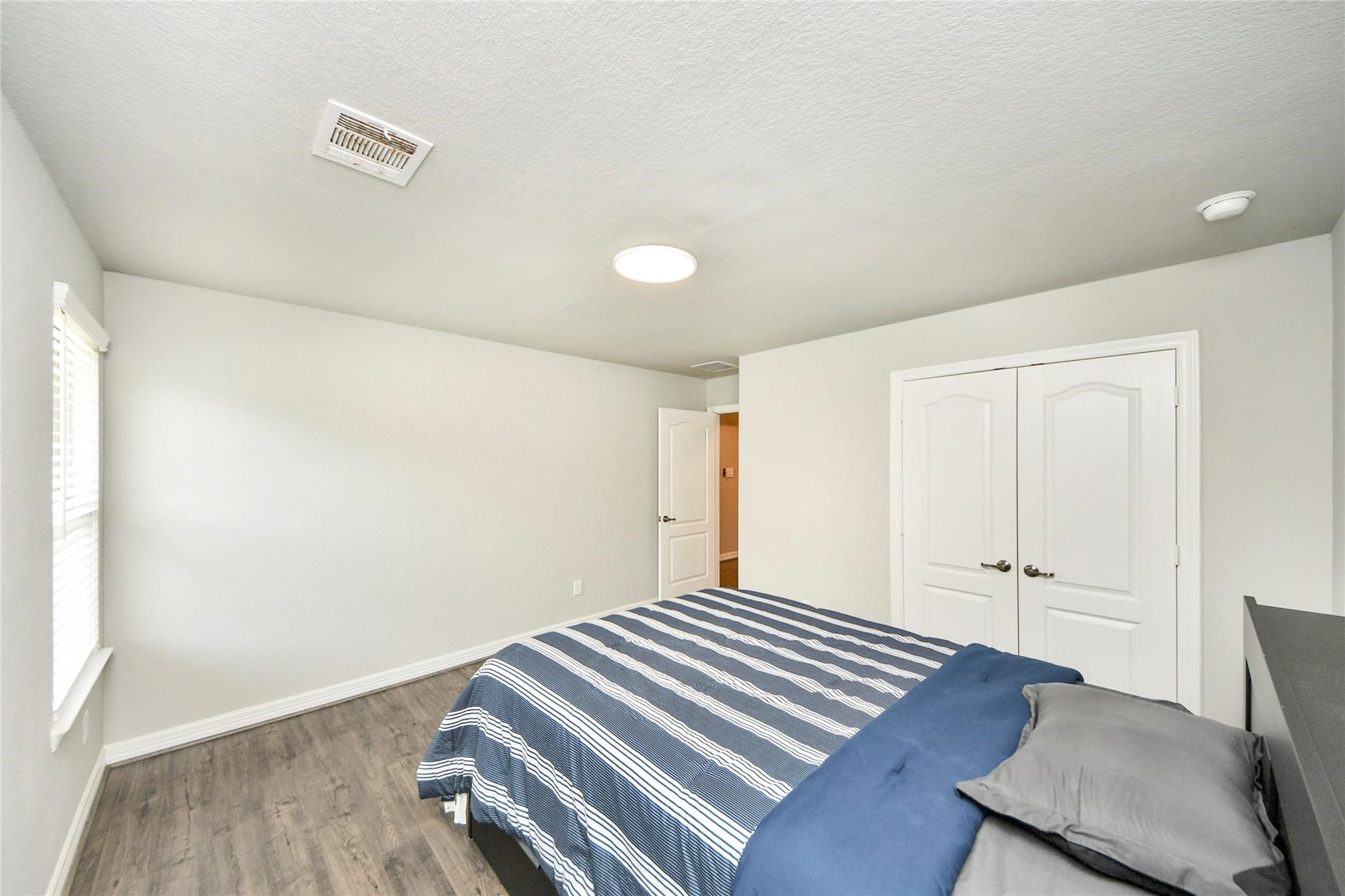 120 Chestnut Run Court Property Photo 34