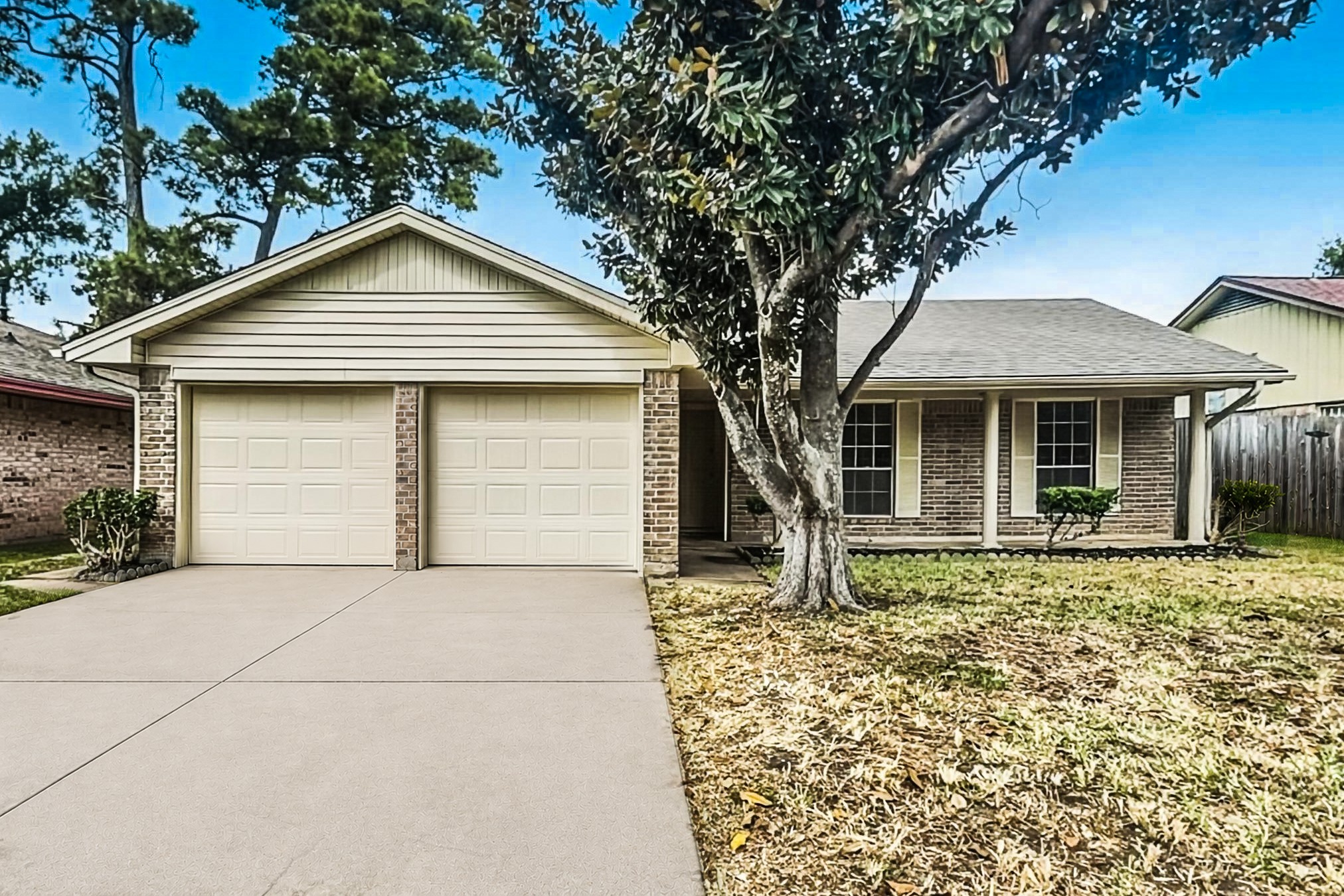 9619 Guest Street Property Photo 1