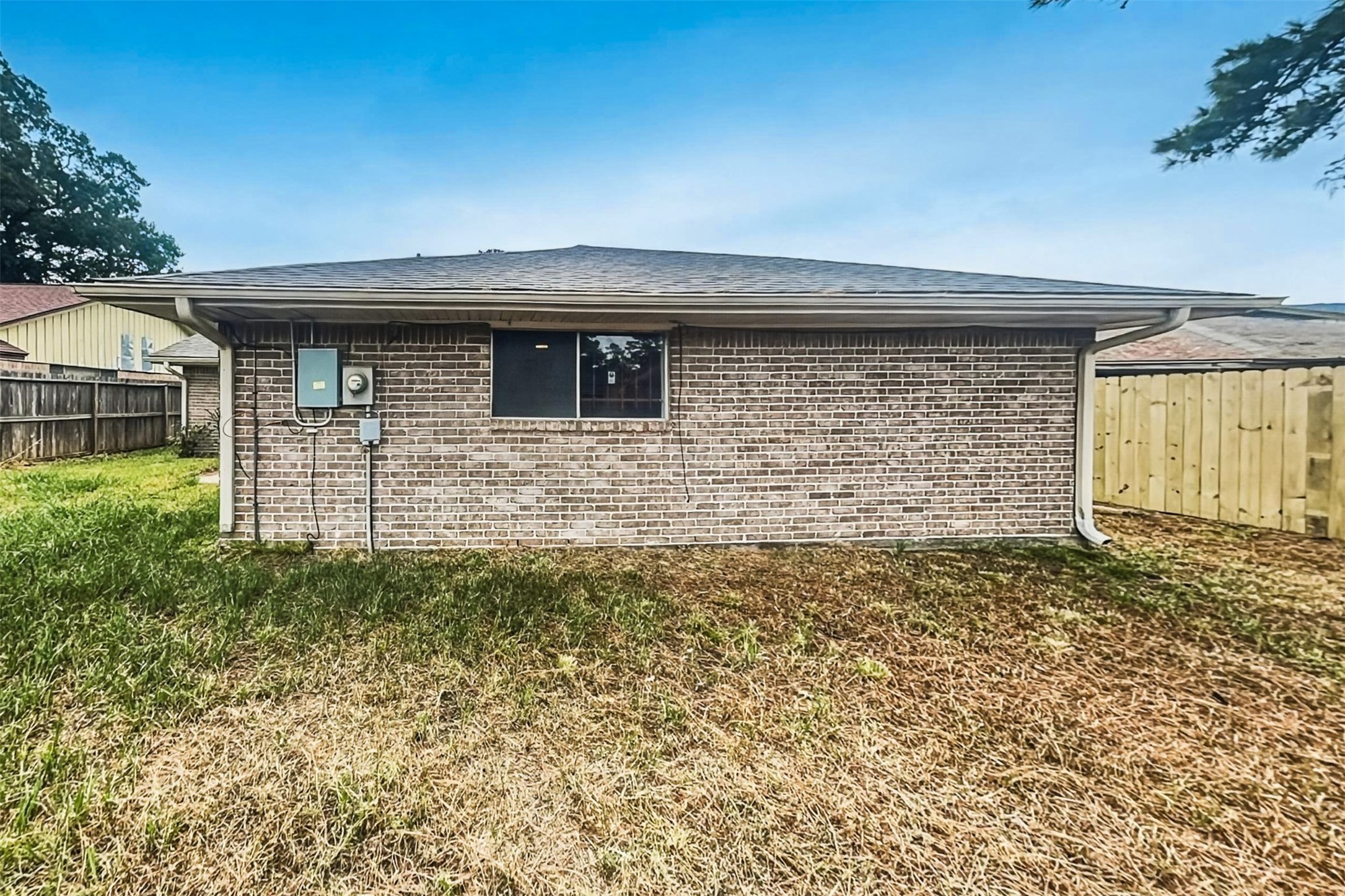 9619 Guest Street Property Photo 20