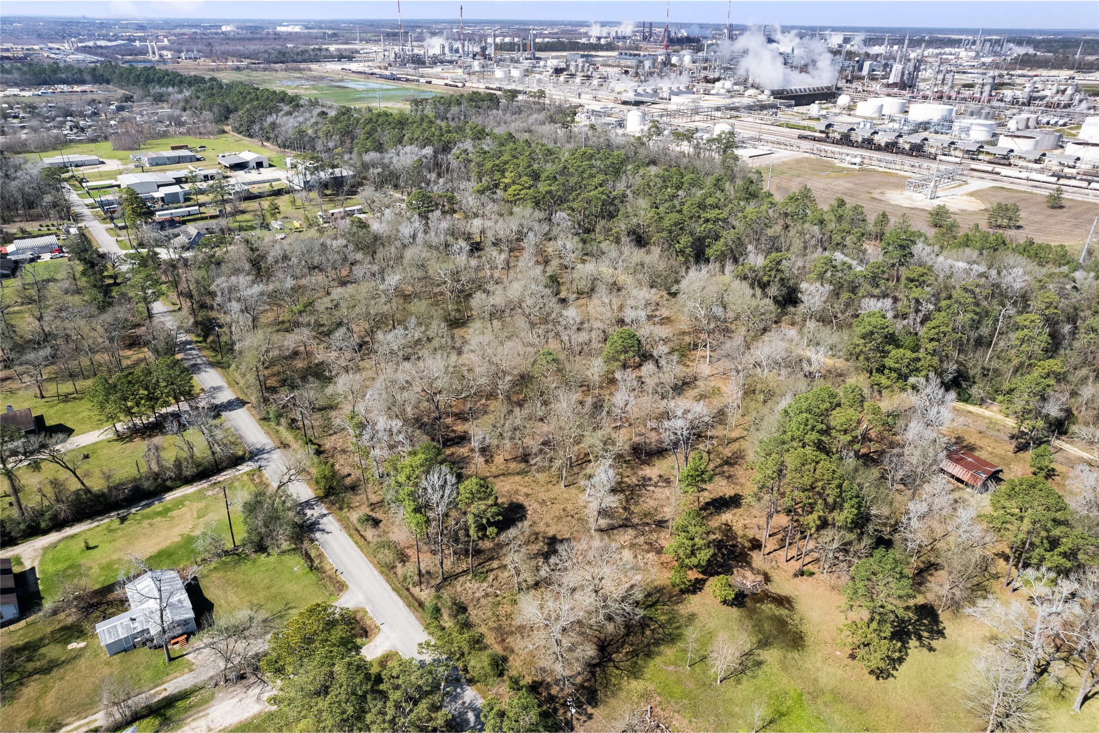 16725 Shady Lane Property Photo 12