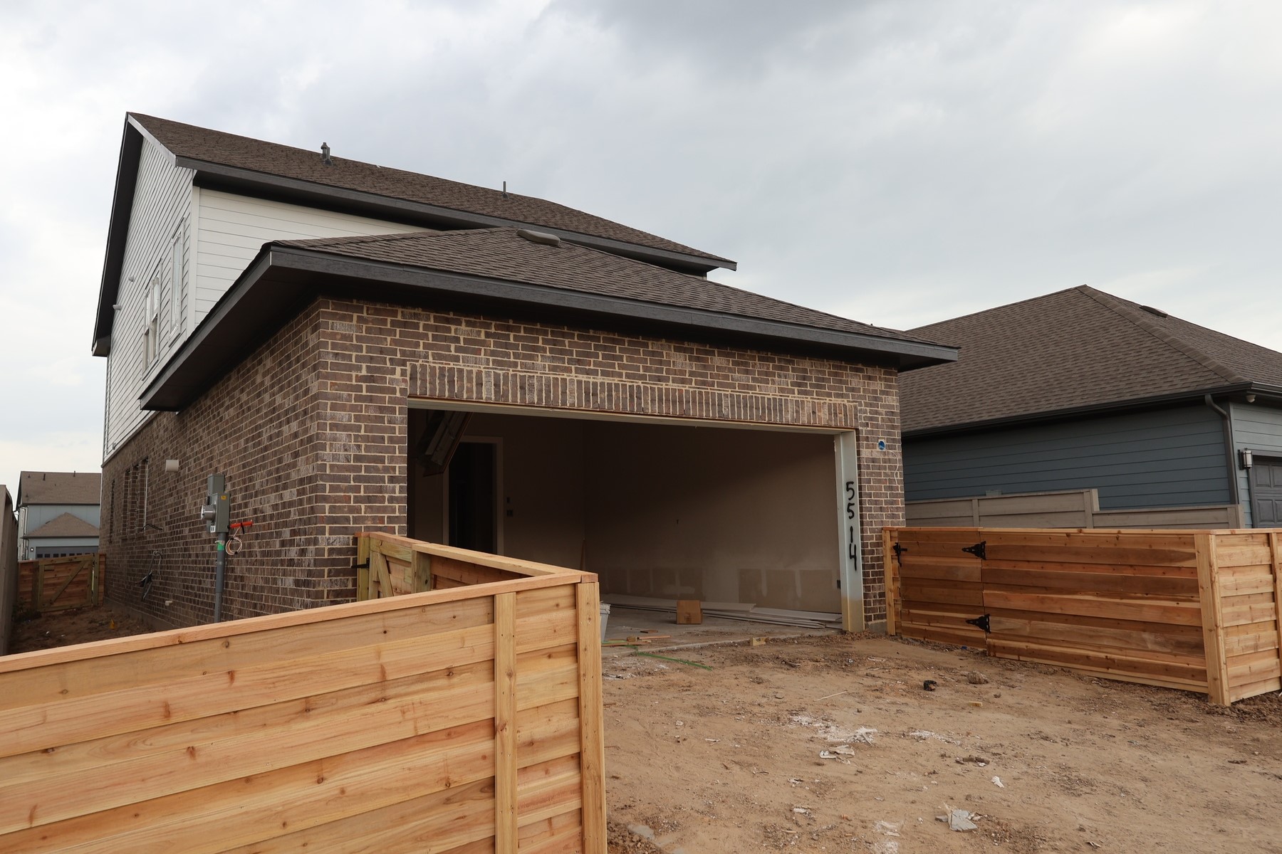 5514 Blackcurrant Road Property Photo 7