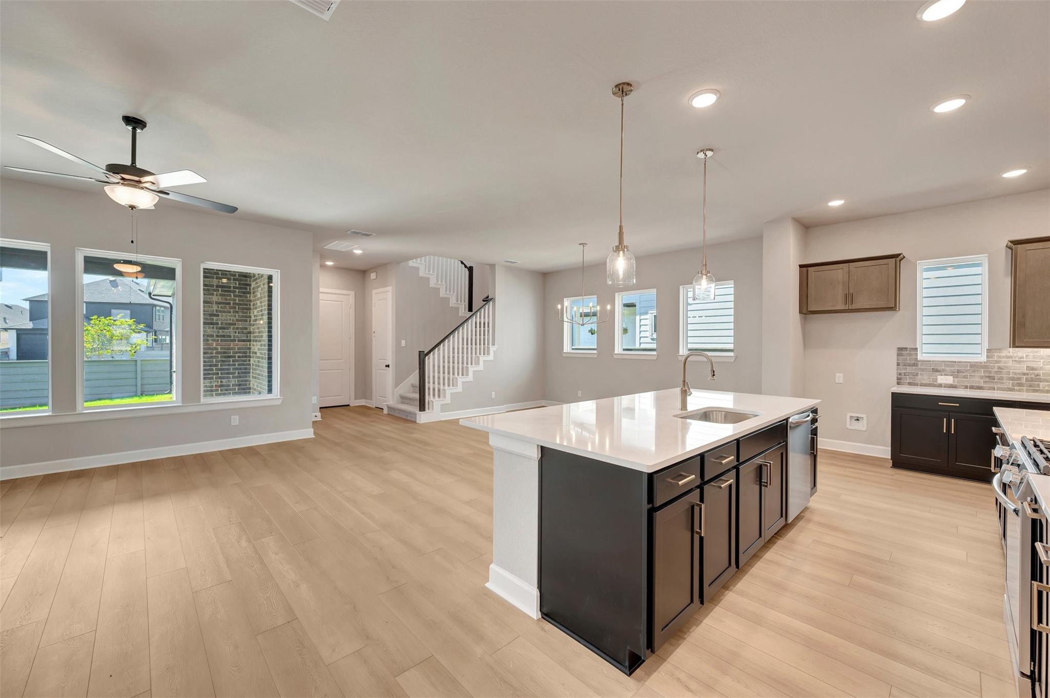 5514 Blackcurrant Road Property Photo 16