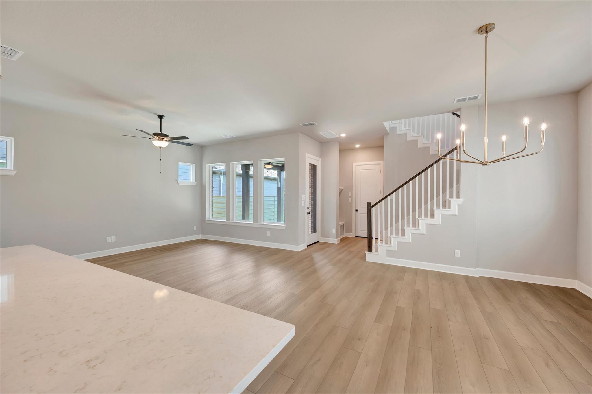 5514 Blackcurrant Road Property Photo 23