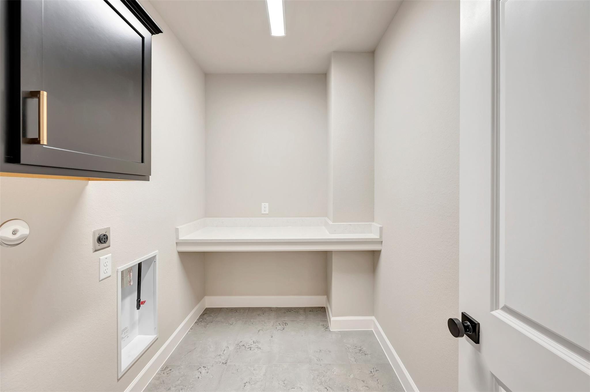 5514 Blackcurrant Road Property Photo 40