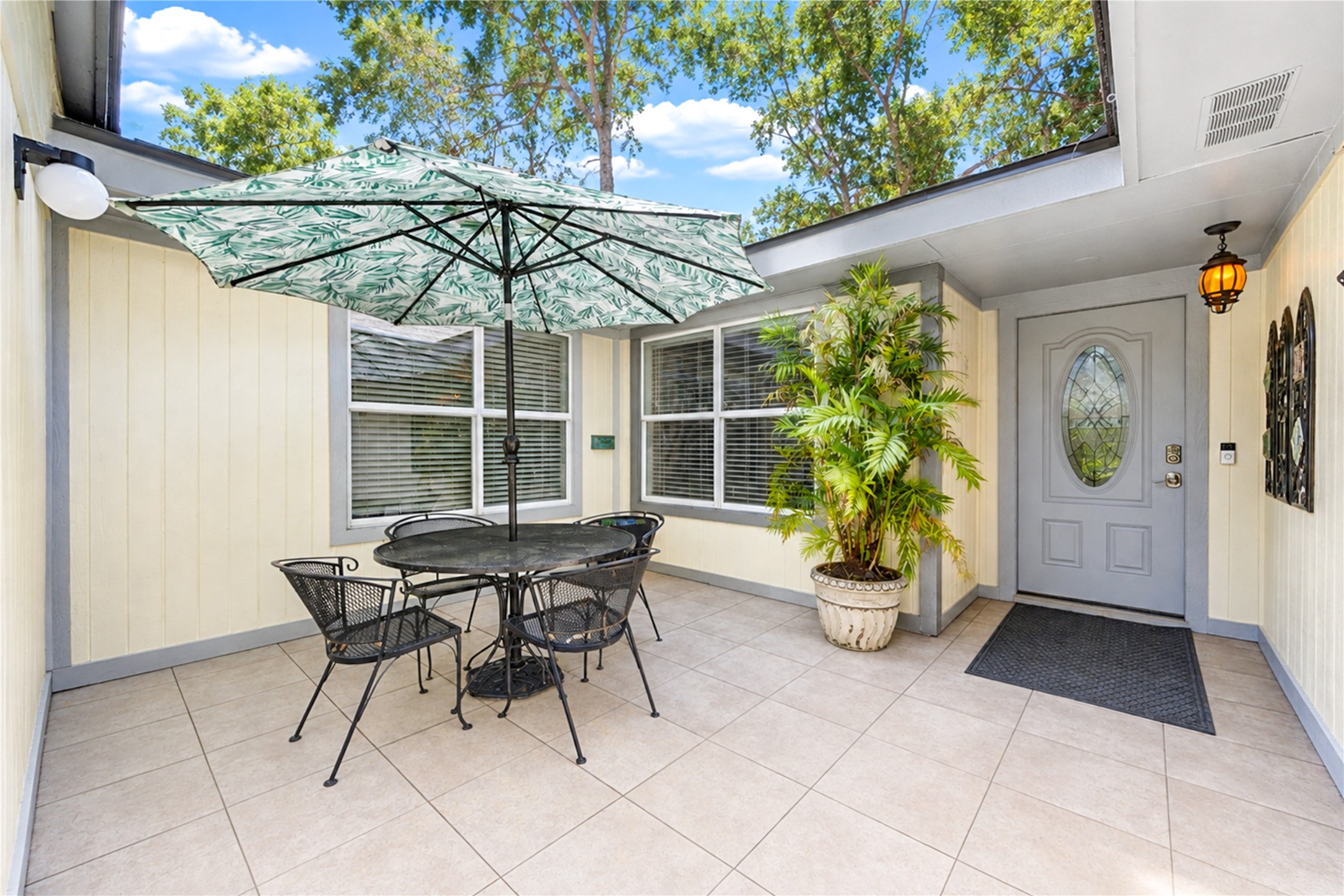 13323 Shaft Drive Property Photo 2
