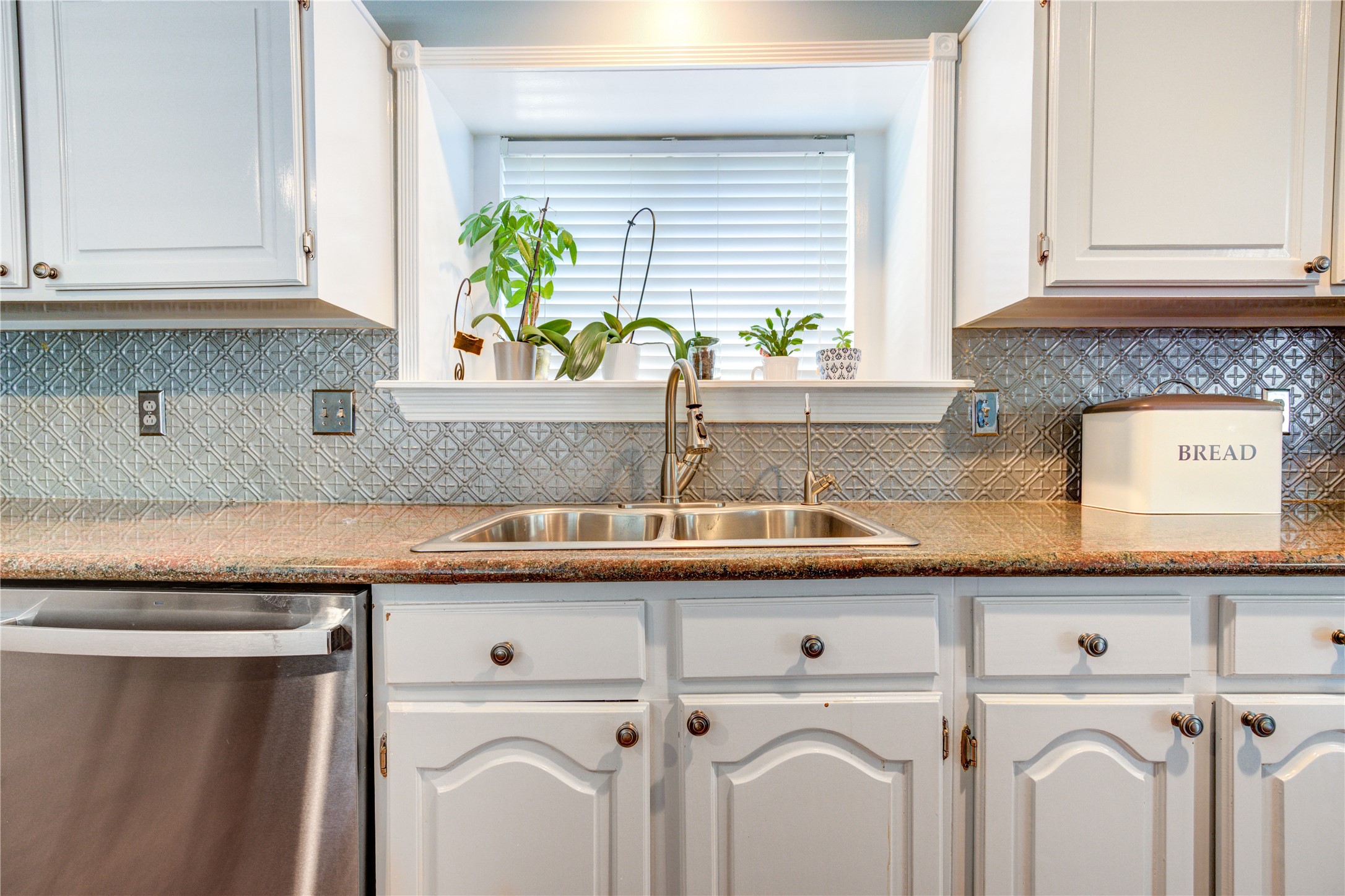 13323 Shaft Drive Property Photo 8