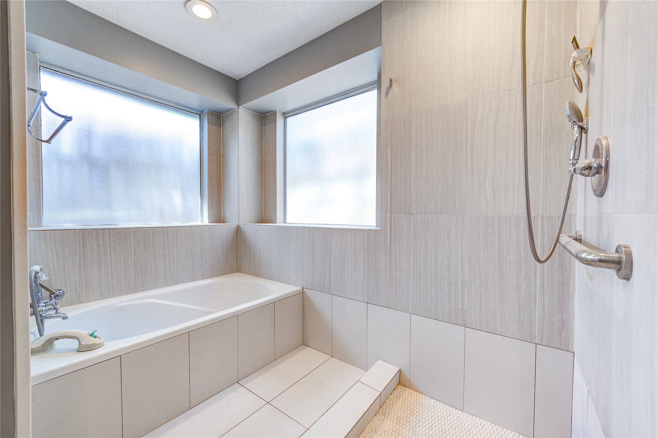 13323 Shaft Drive Property Photo 10