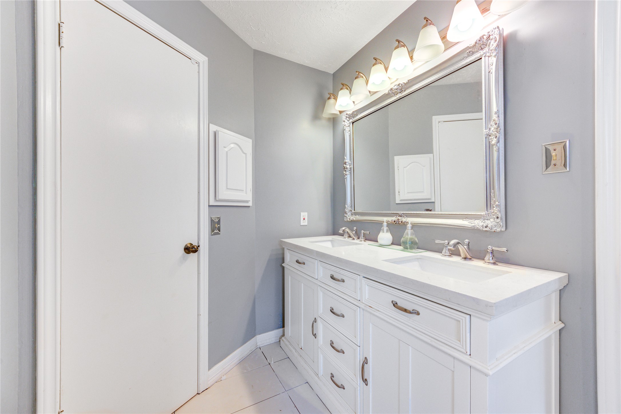 13323 Shaft Drive Property Photo 11