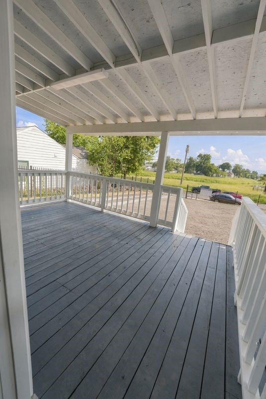 1720 Pasadena Street B Property Photo 2