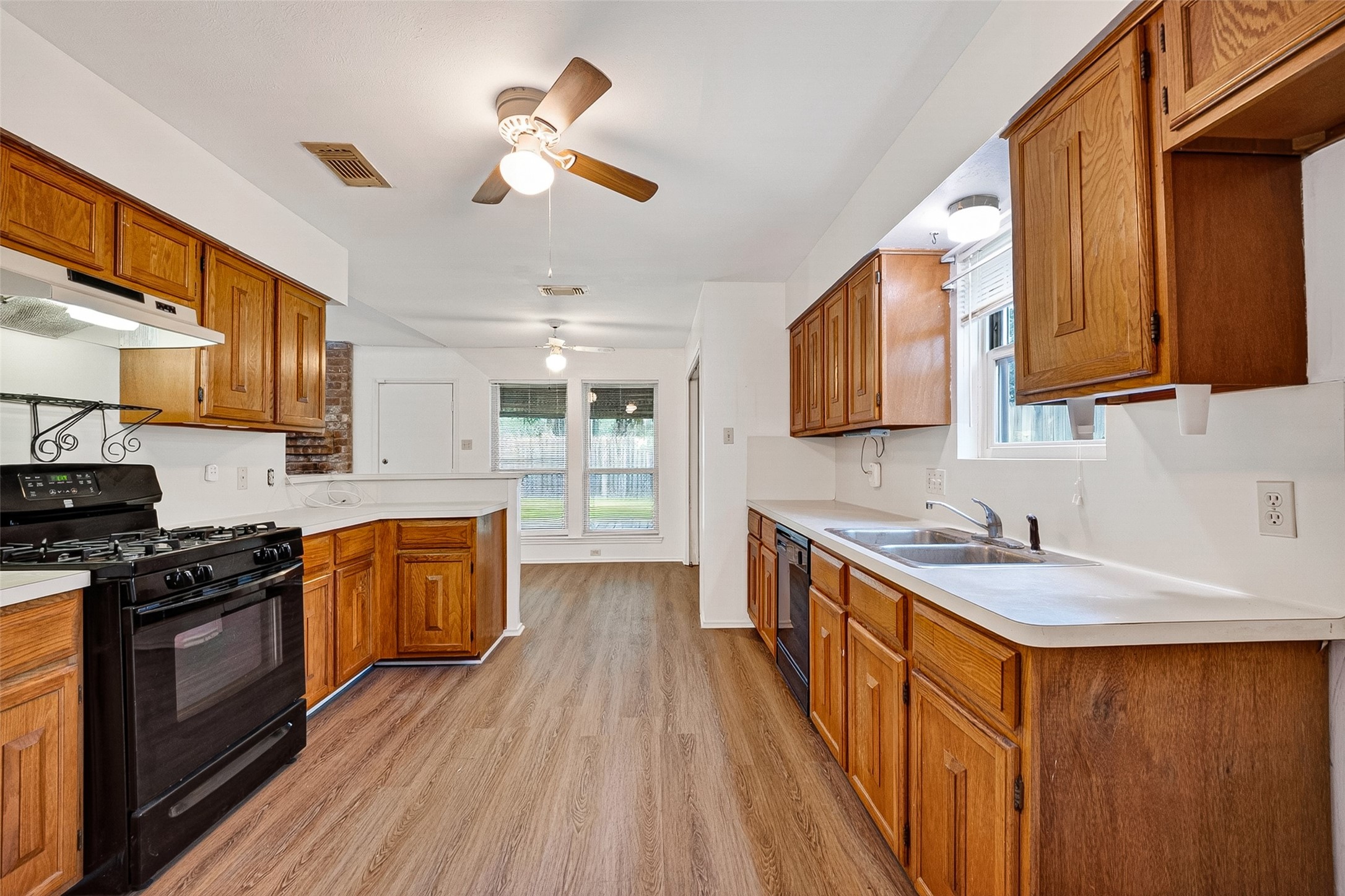 20014 Dawn Mist Drive Property Photo 15