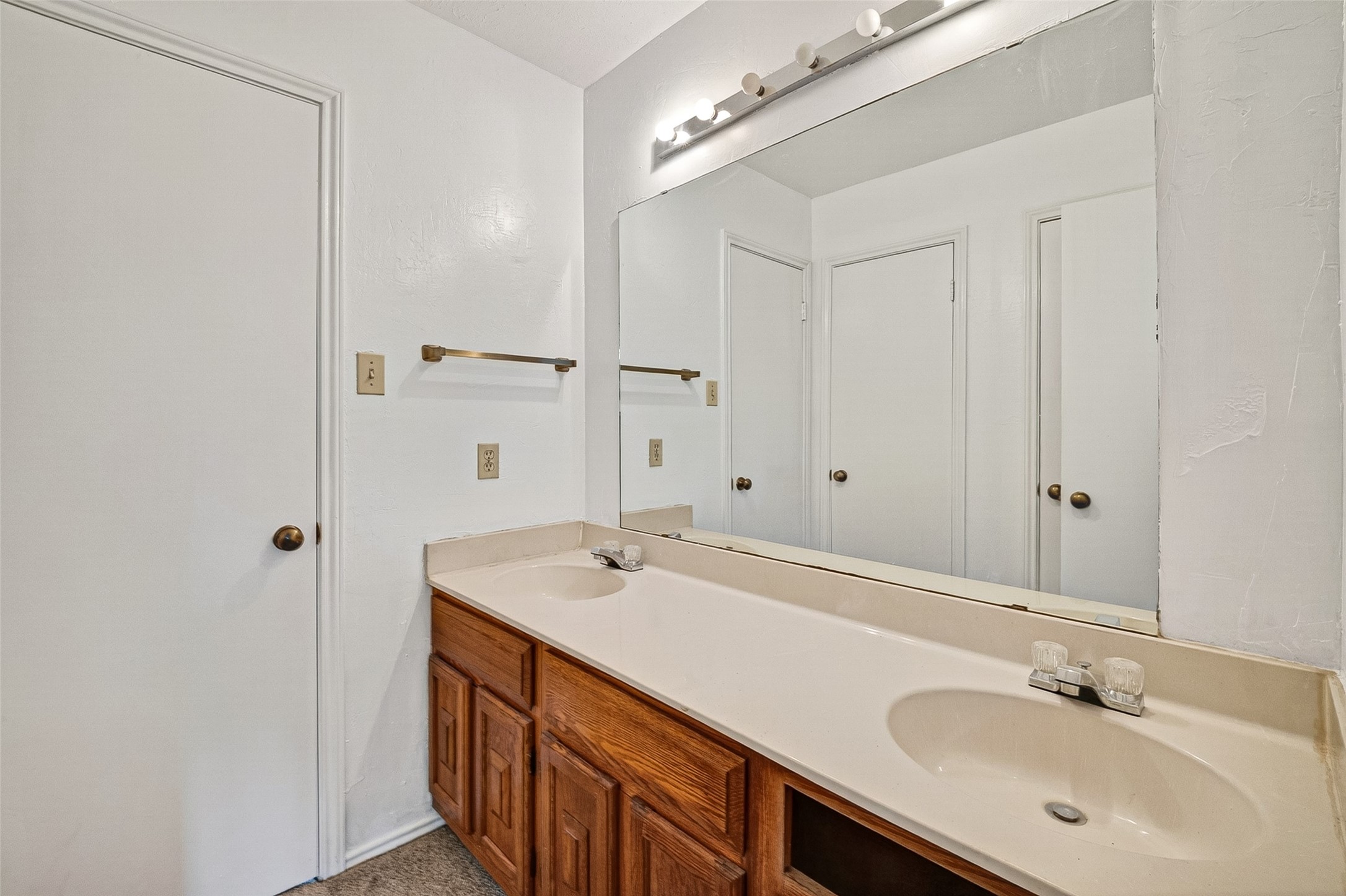 20014 Dawn Mist Drive Property Photo 35