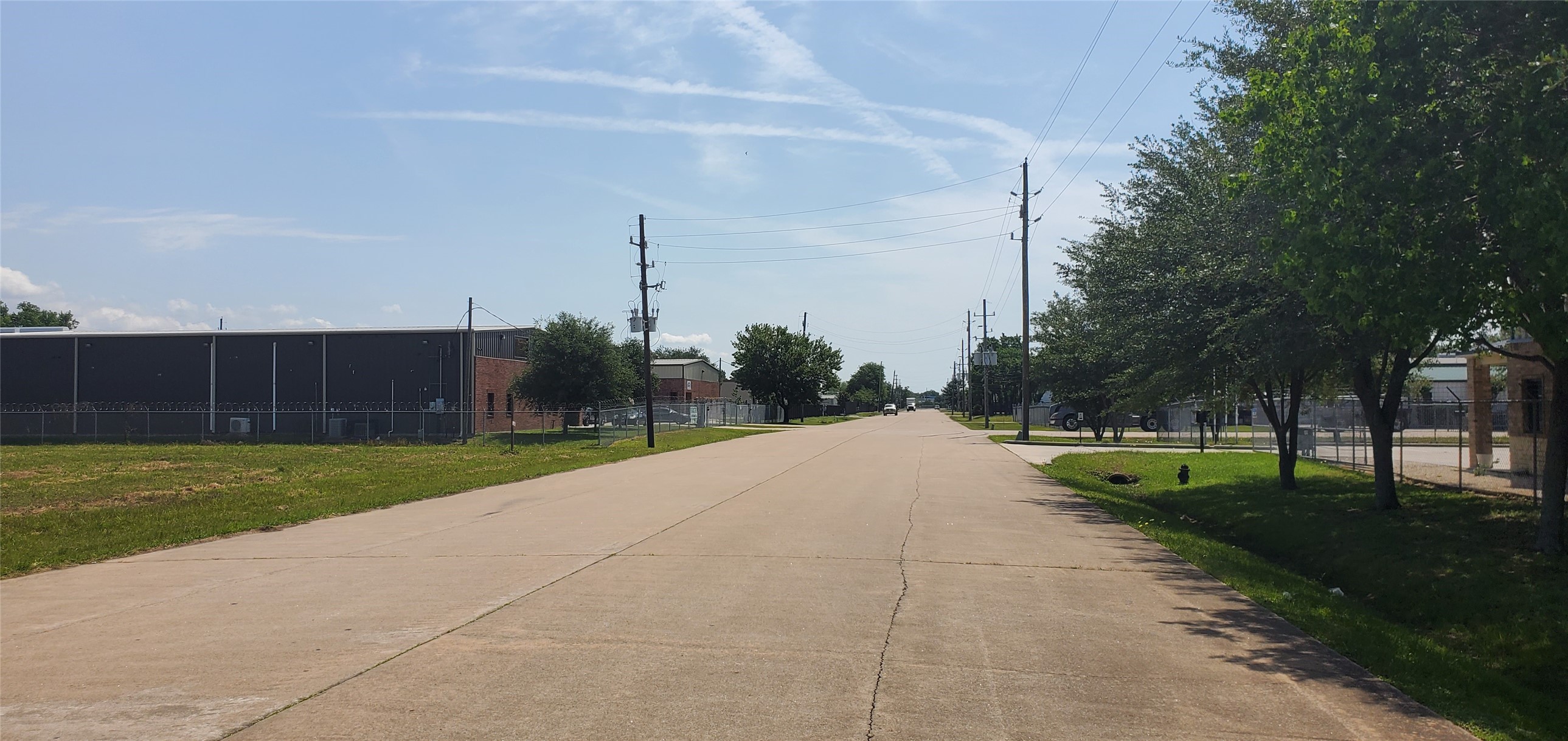 18702 Rankin Circle N Property Photo 4