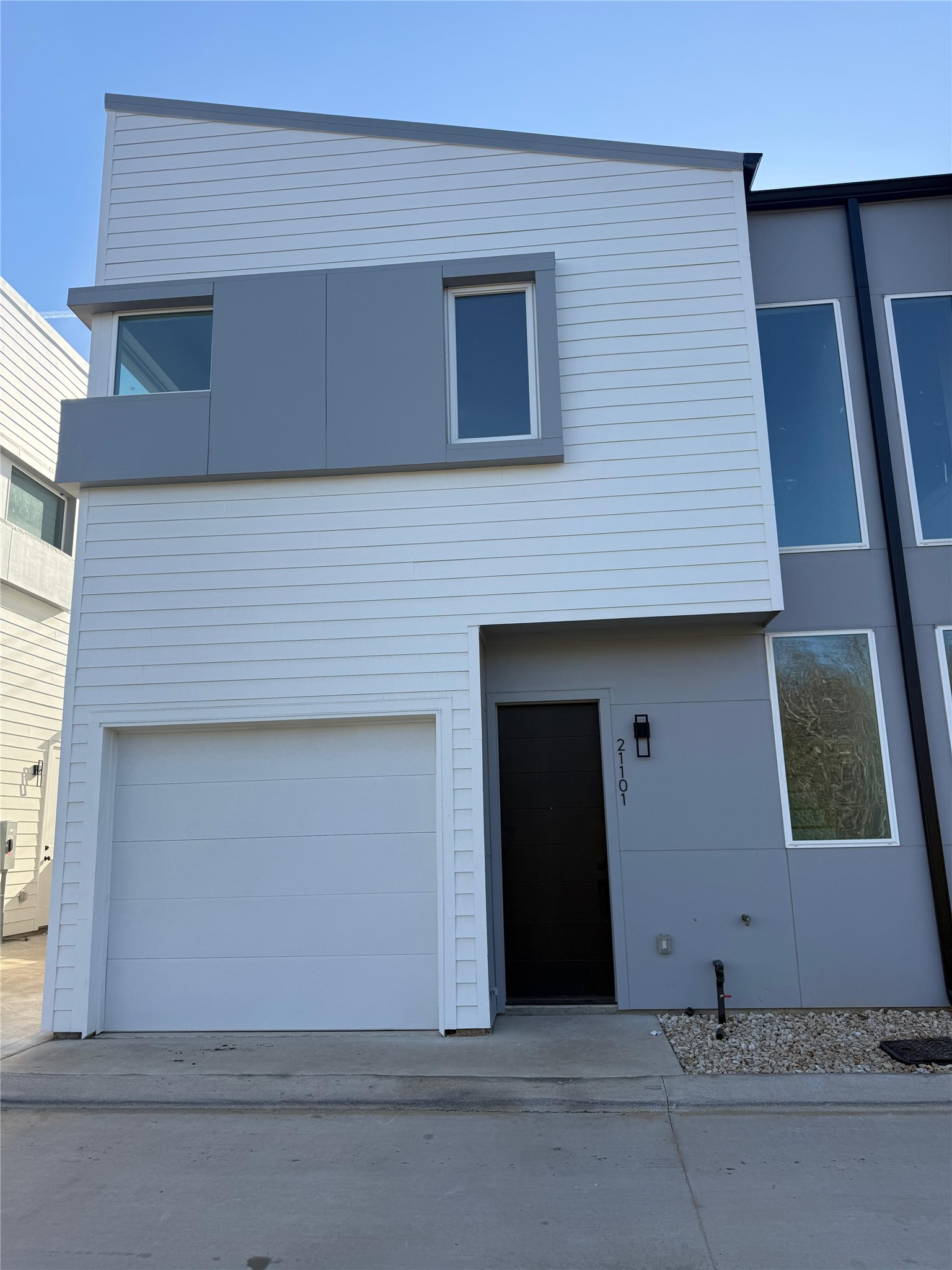 2000 Riverside Farms Road 16101 Property Photo 11