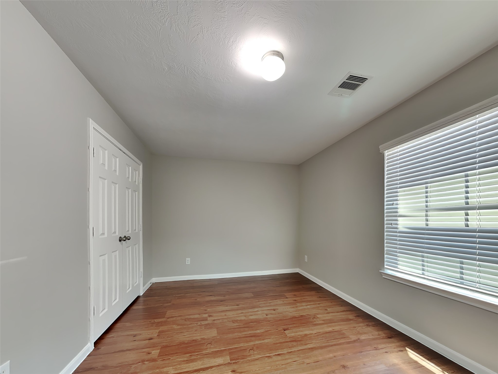 22310 Queenbury Hills Drive Property Photo 12