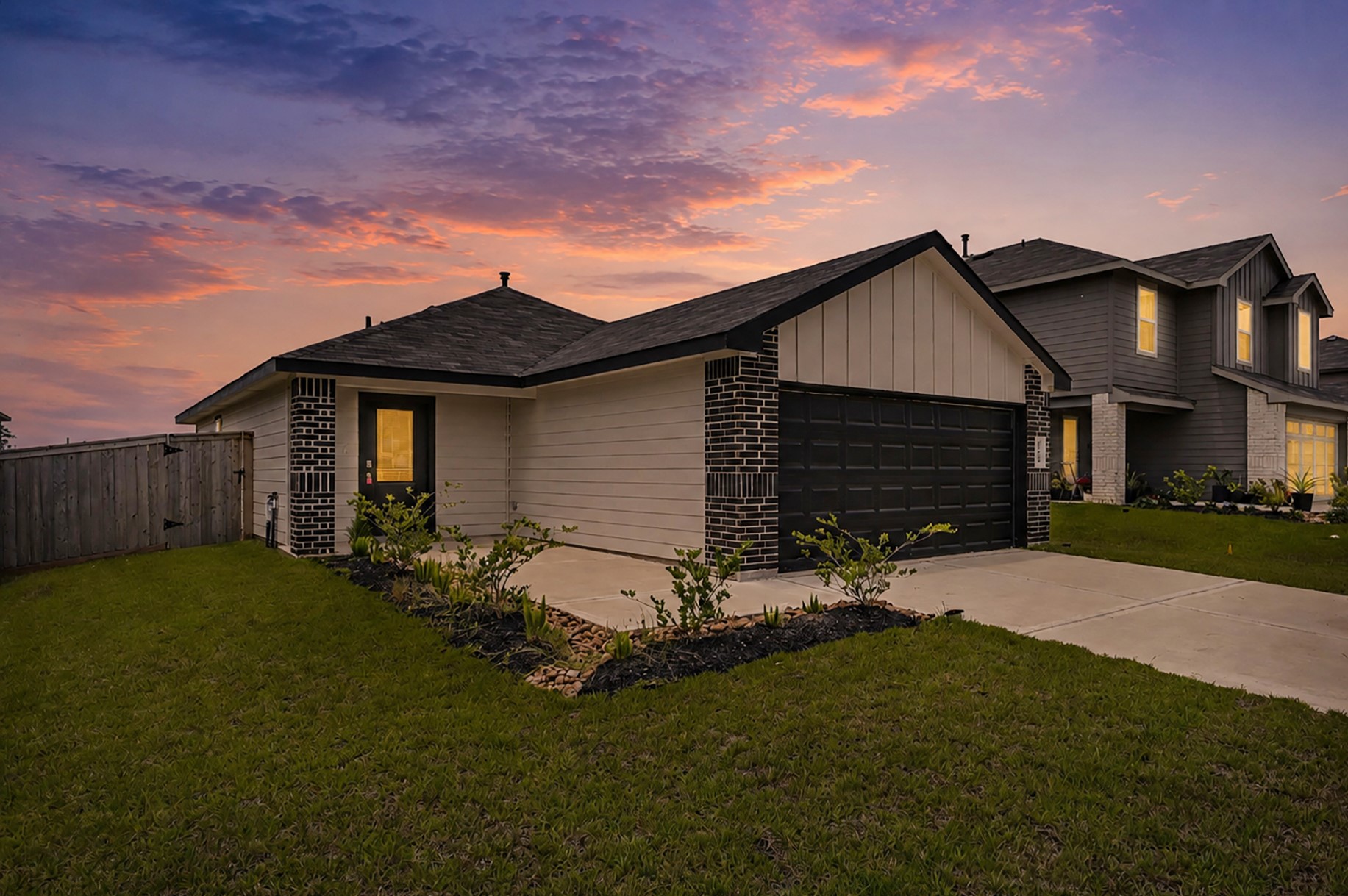 40839 Hawthorne Glades Street Property Photo 2
