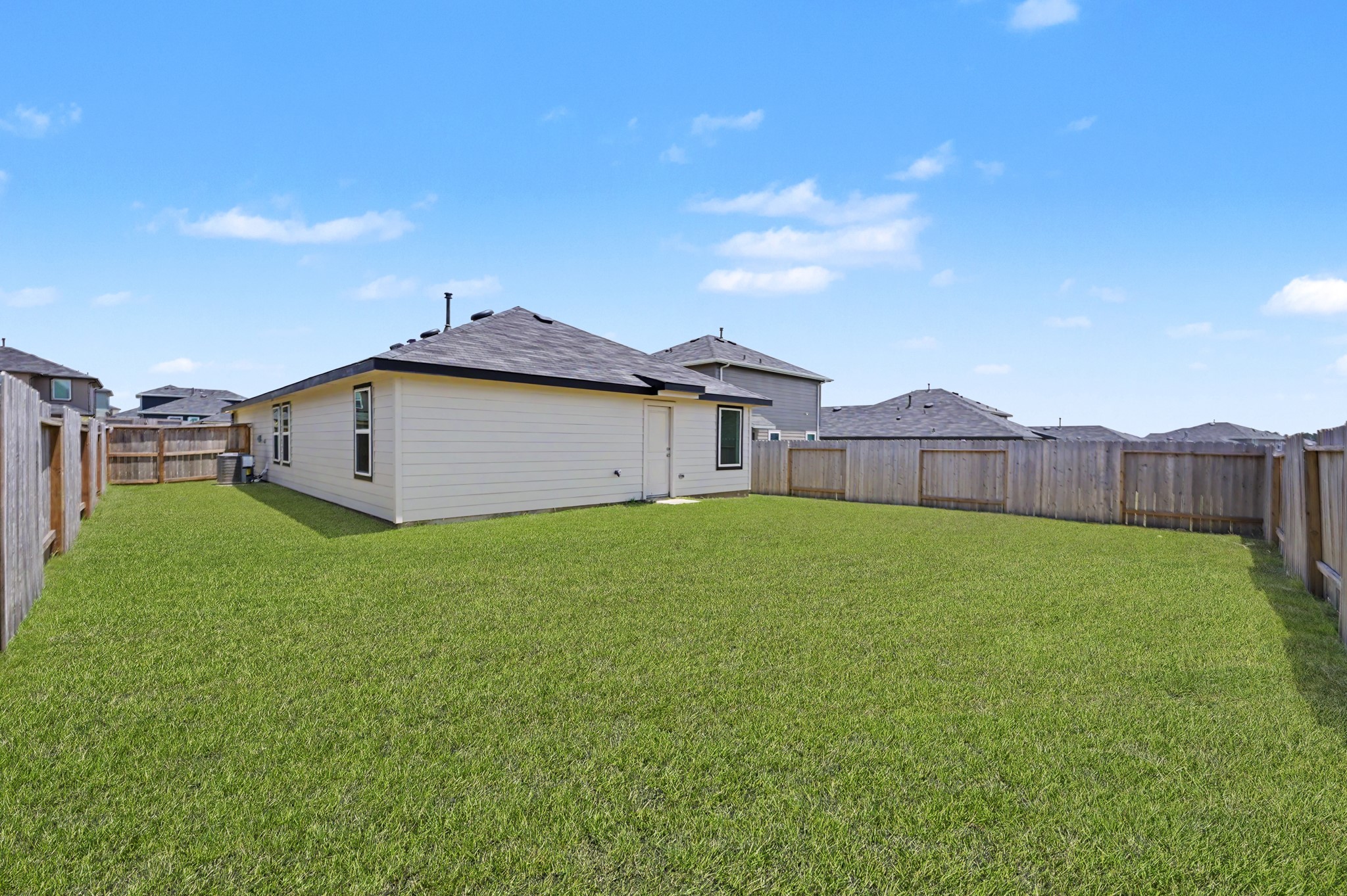 40839 Hawthorne Glades Street Property Photo 34