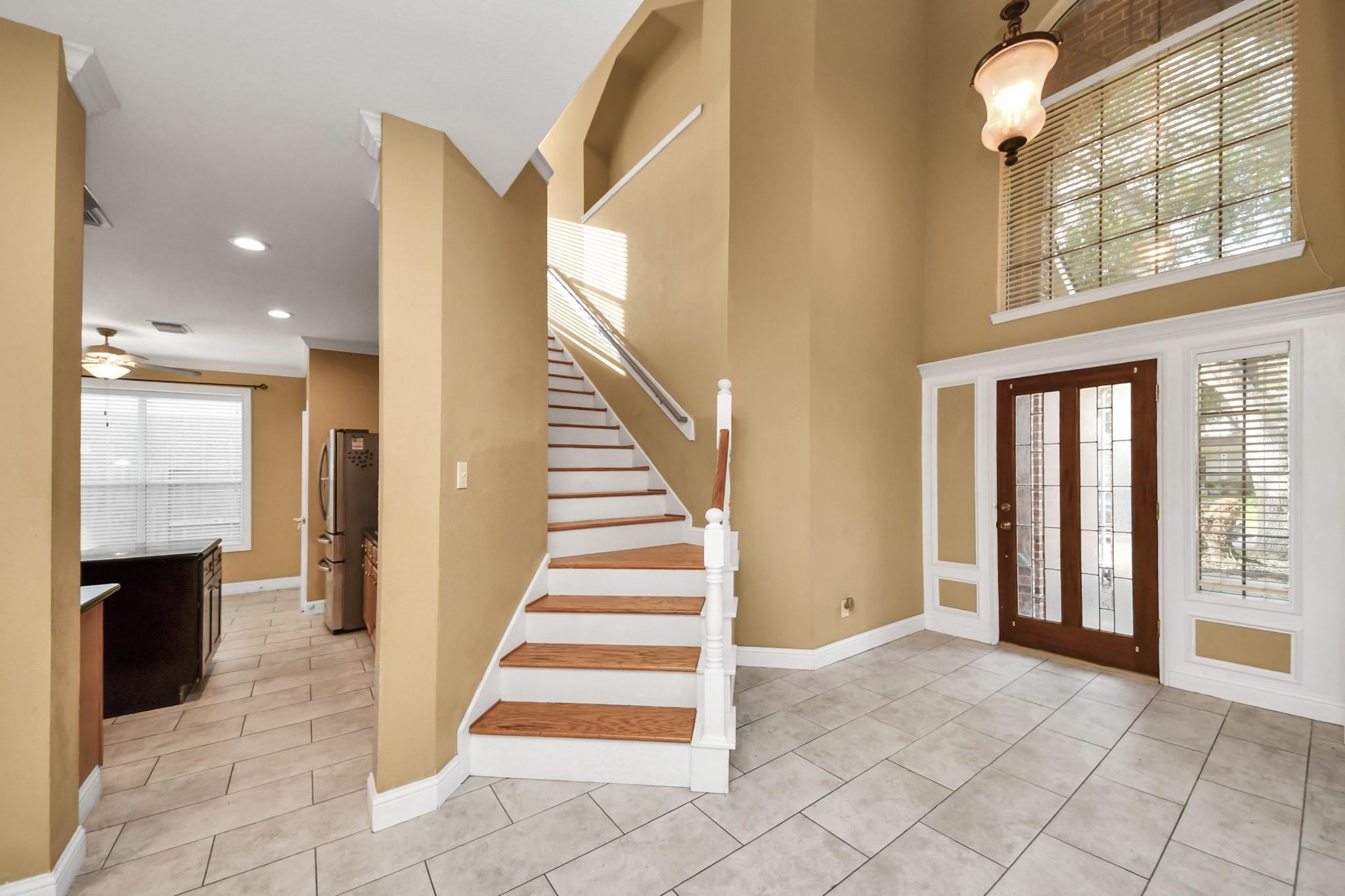 5211 Windcrest Court Property Photo 9