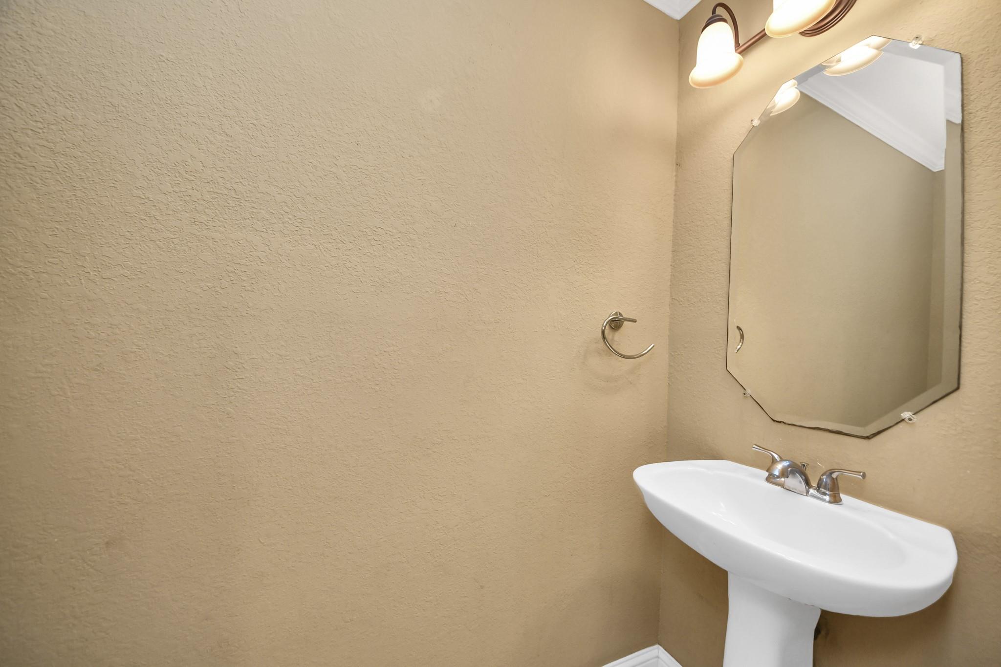 5211 Windcrest Court Property Photo 28