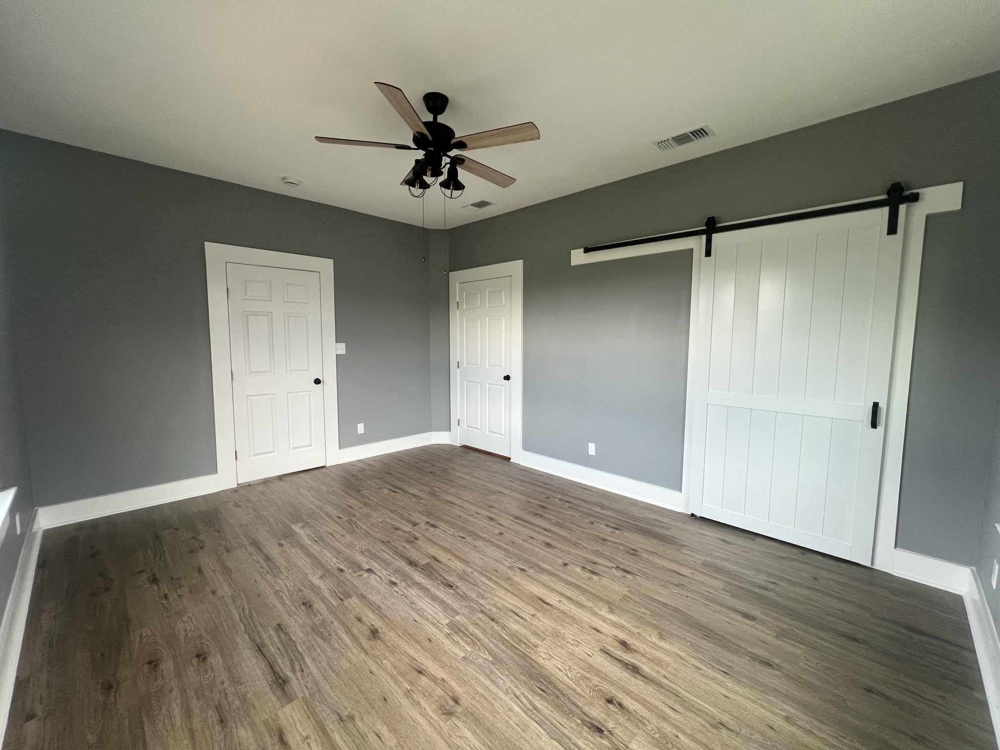 106 N Scott Street Property Photo 11