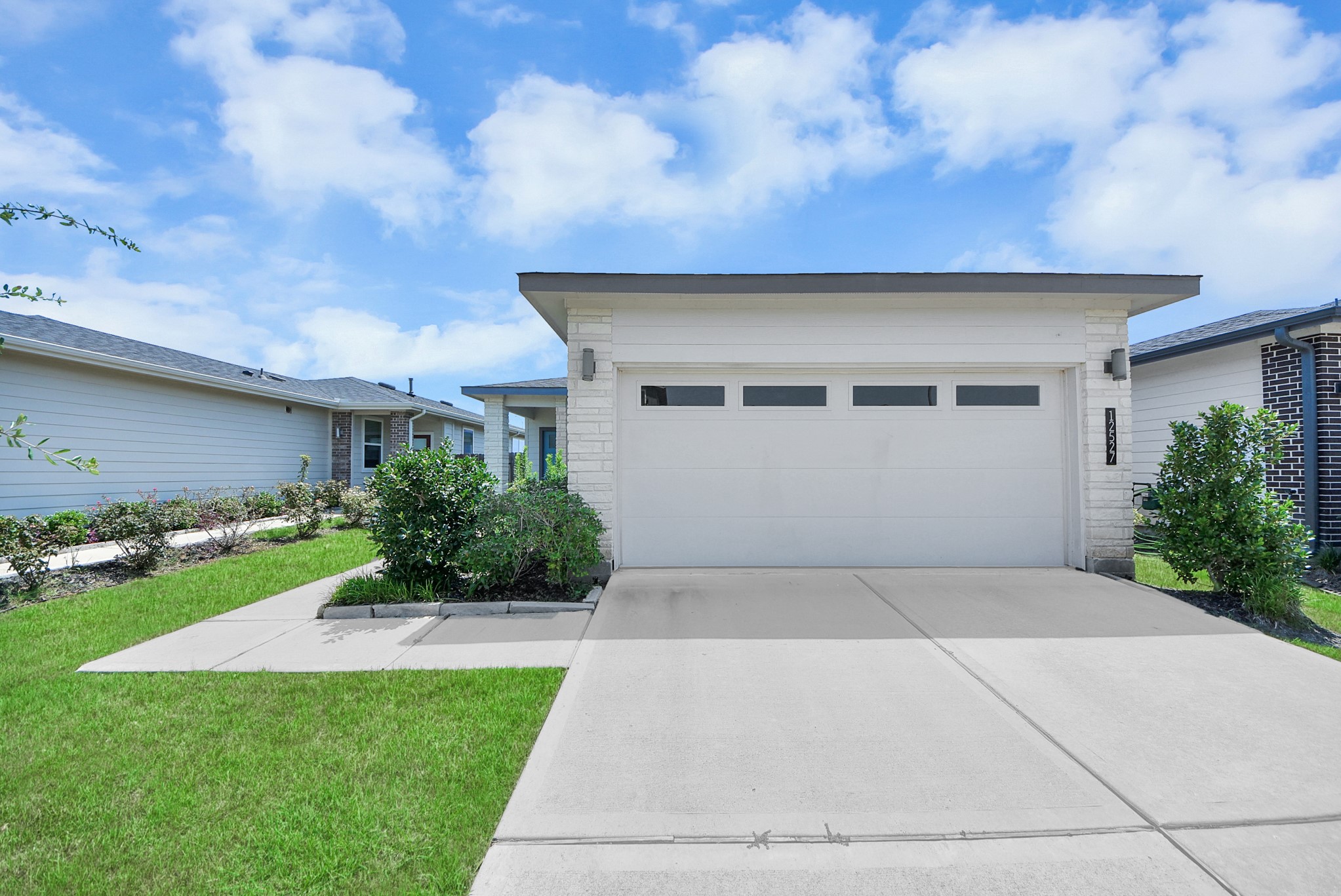 12527 Colchester Creek Court Property Photo 3