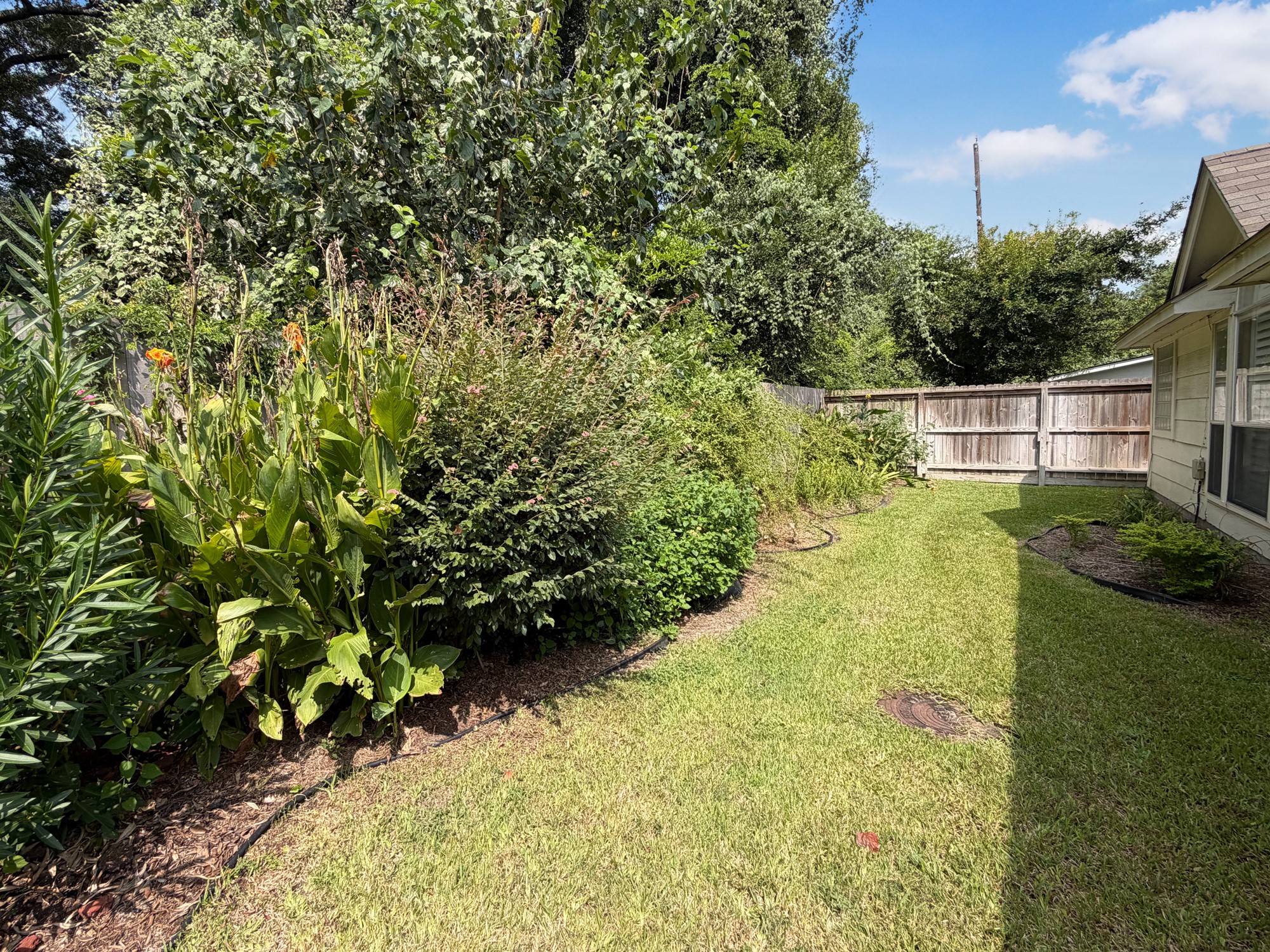 8523 Metrodale Drive Property Photo 20