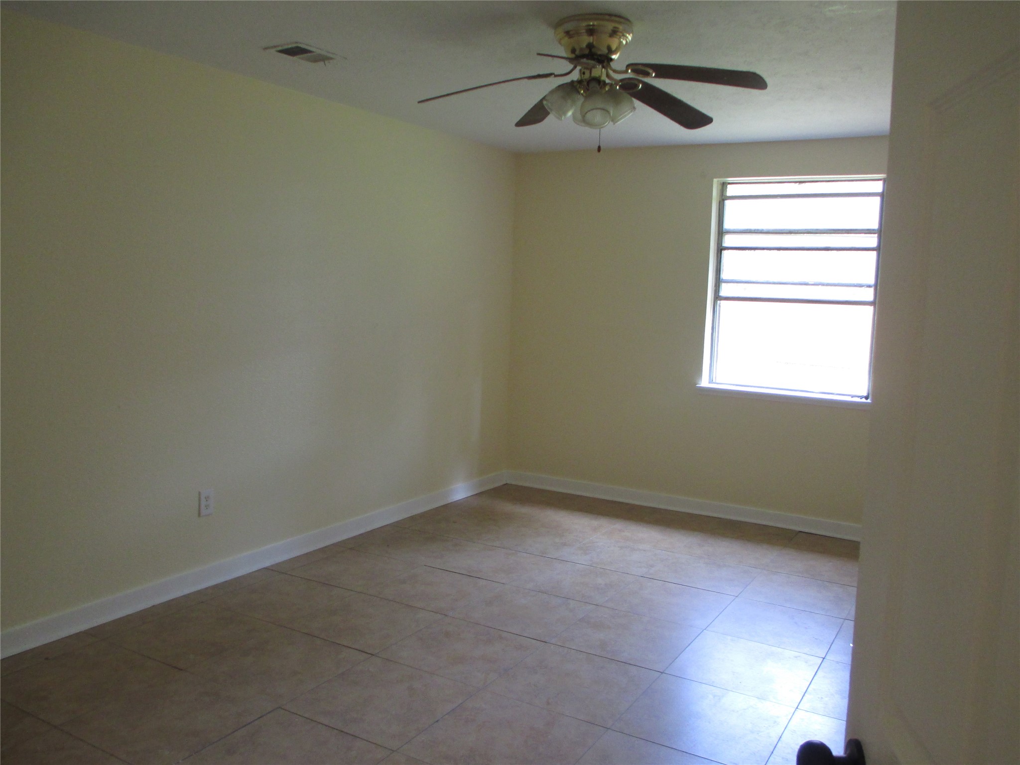 500 Harold Lane Property Photo 11