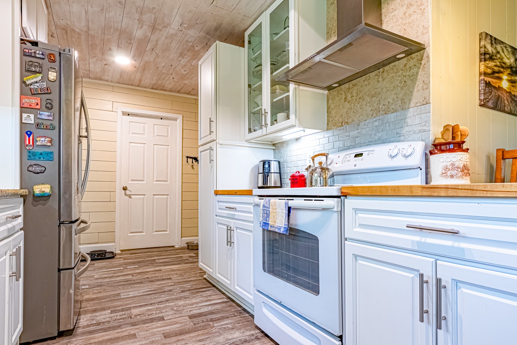 1014 River Road Property Photo 10