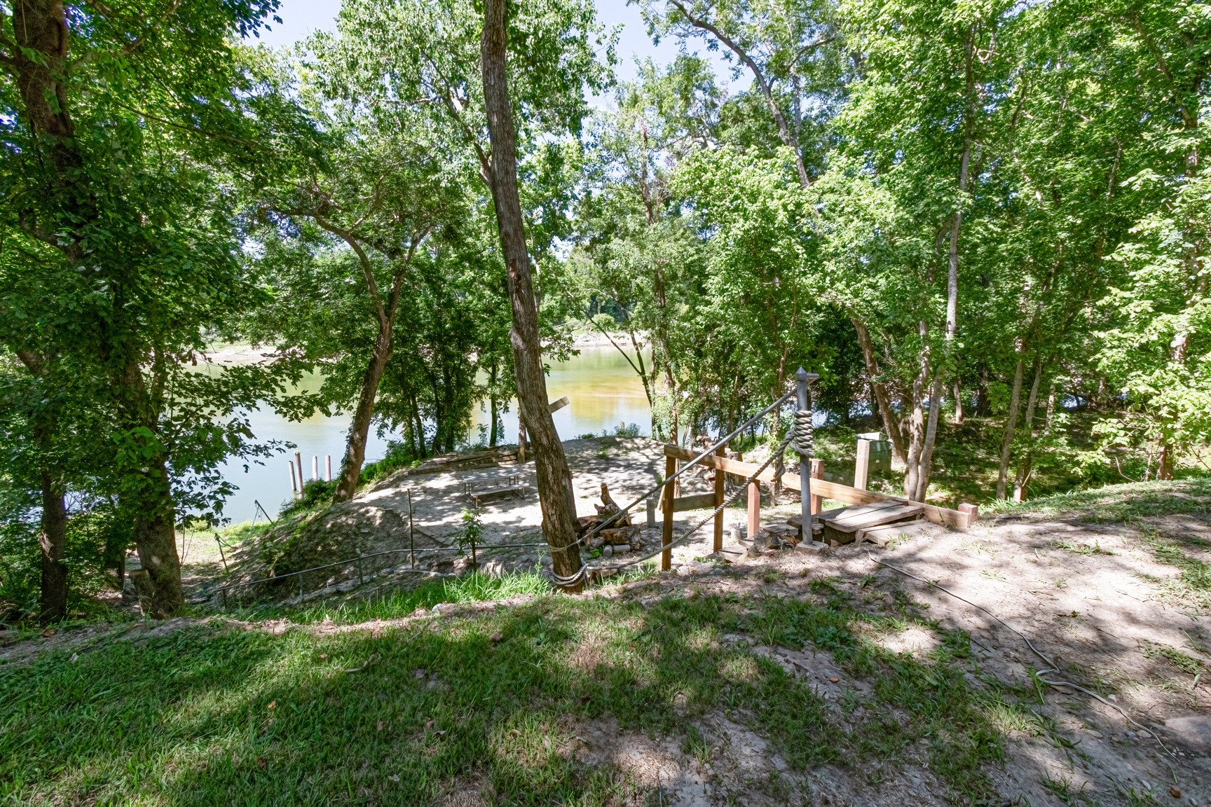 1014 River Road Property Photo 20