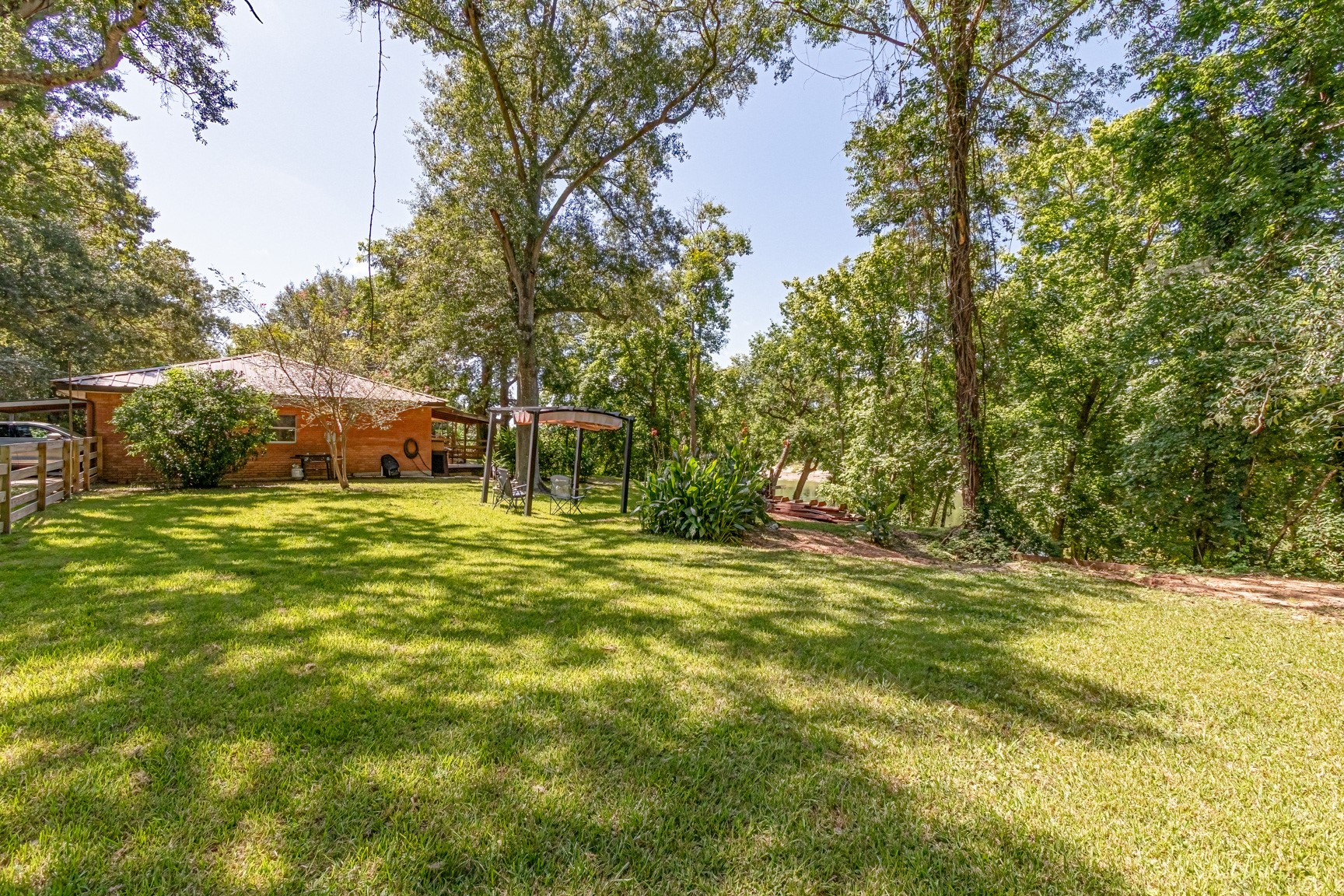1014 River Road Property Photo 23