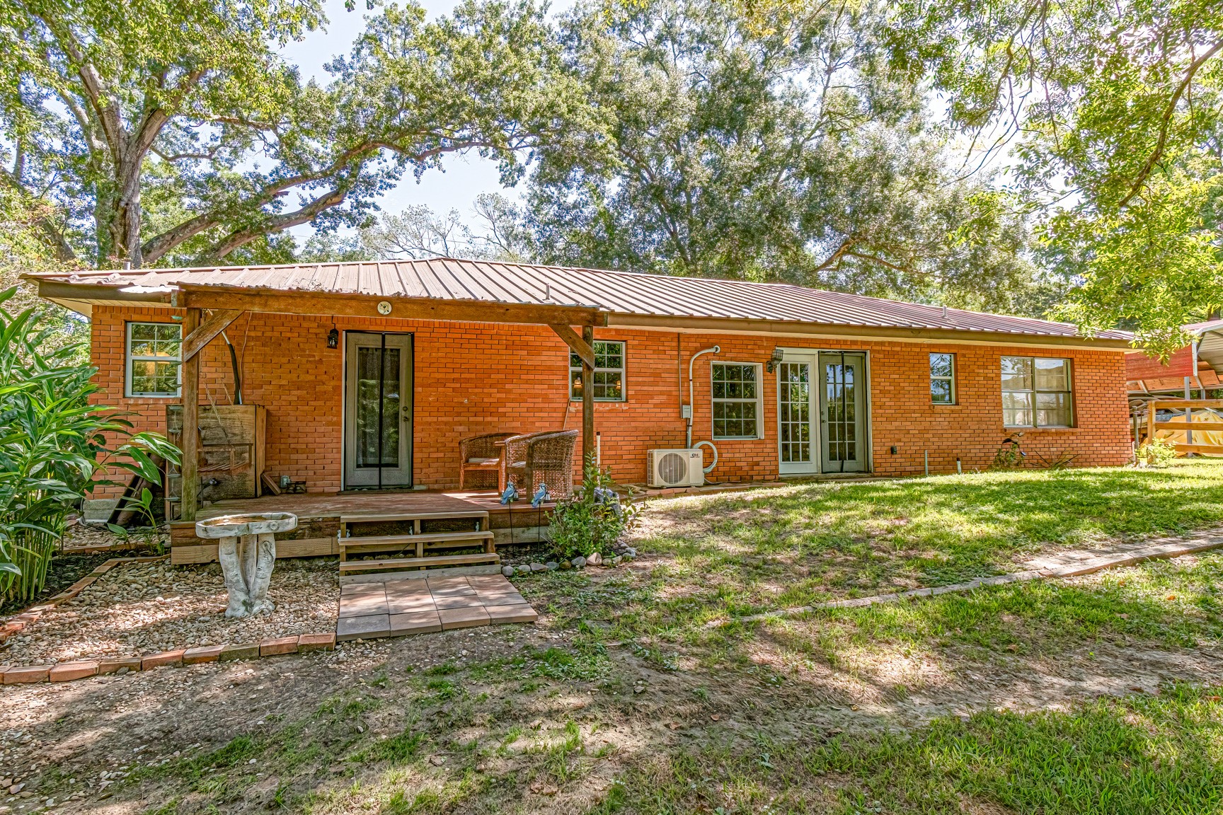 1014 River Road Property Photo 24