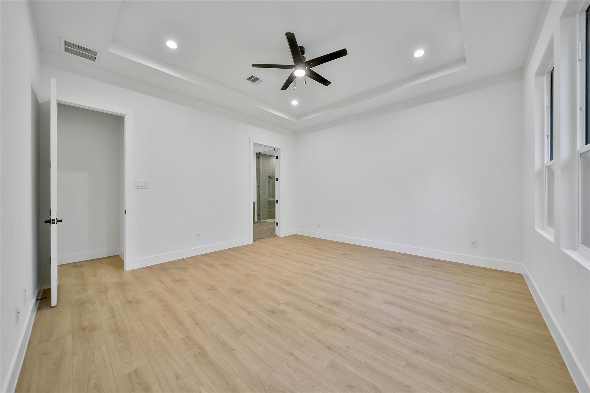 352 Louvenia Court, Pinehurst Tx 77362 Property Photo 18
